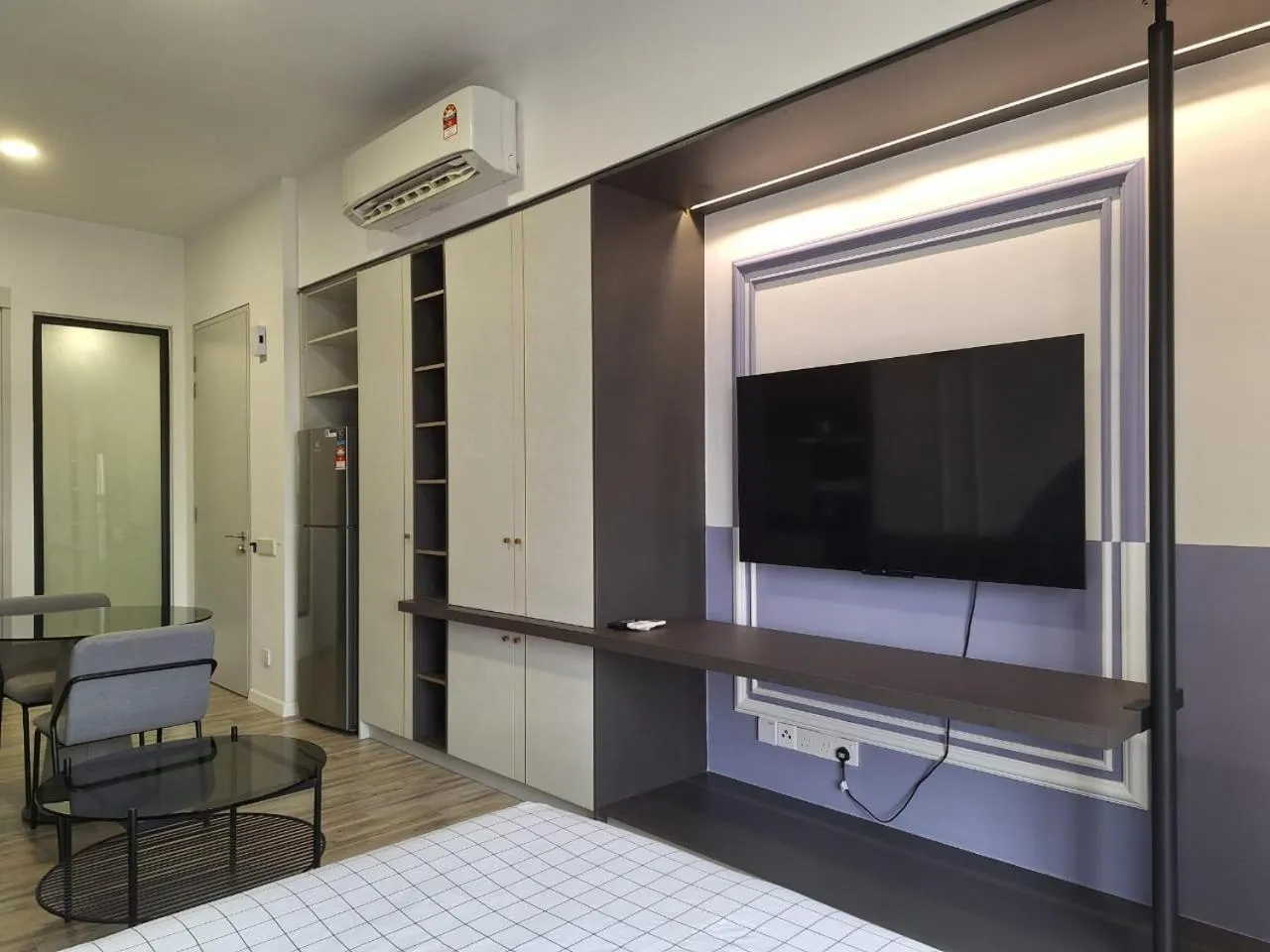 Bed in Millerz Square Kuala Lumpur by Synergy