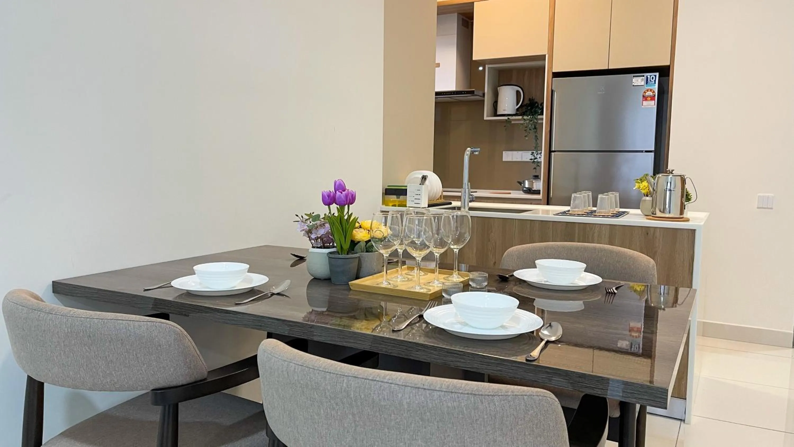 Dining area in Millerz Square Kuala Lumpur by Synergy