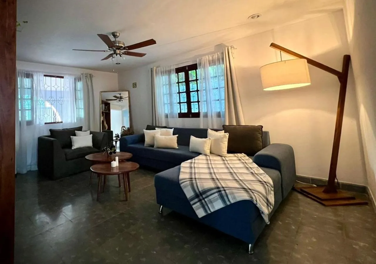 Living room, Bed in Casa Ekinox