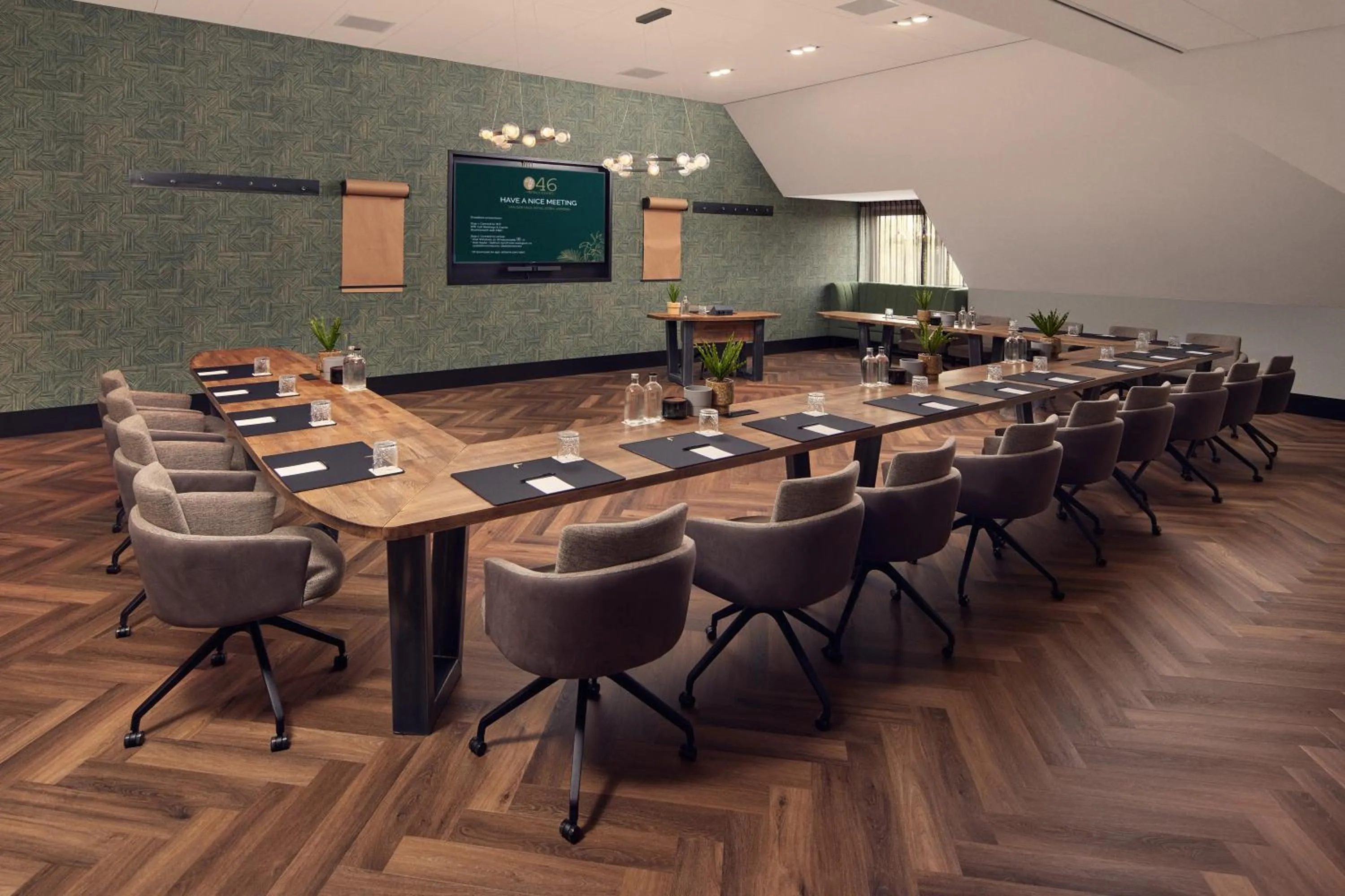 Restaurant/places to eat in Van der Valk Hotel Stein Urmond