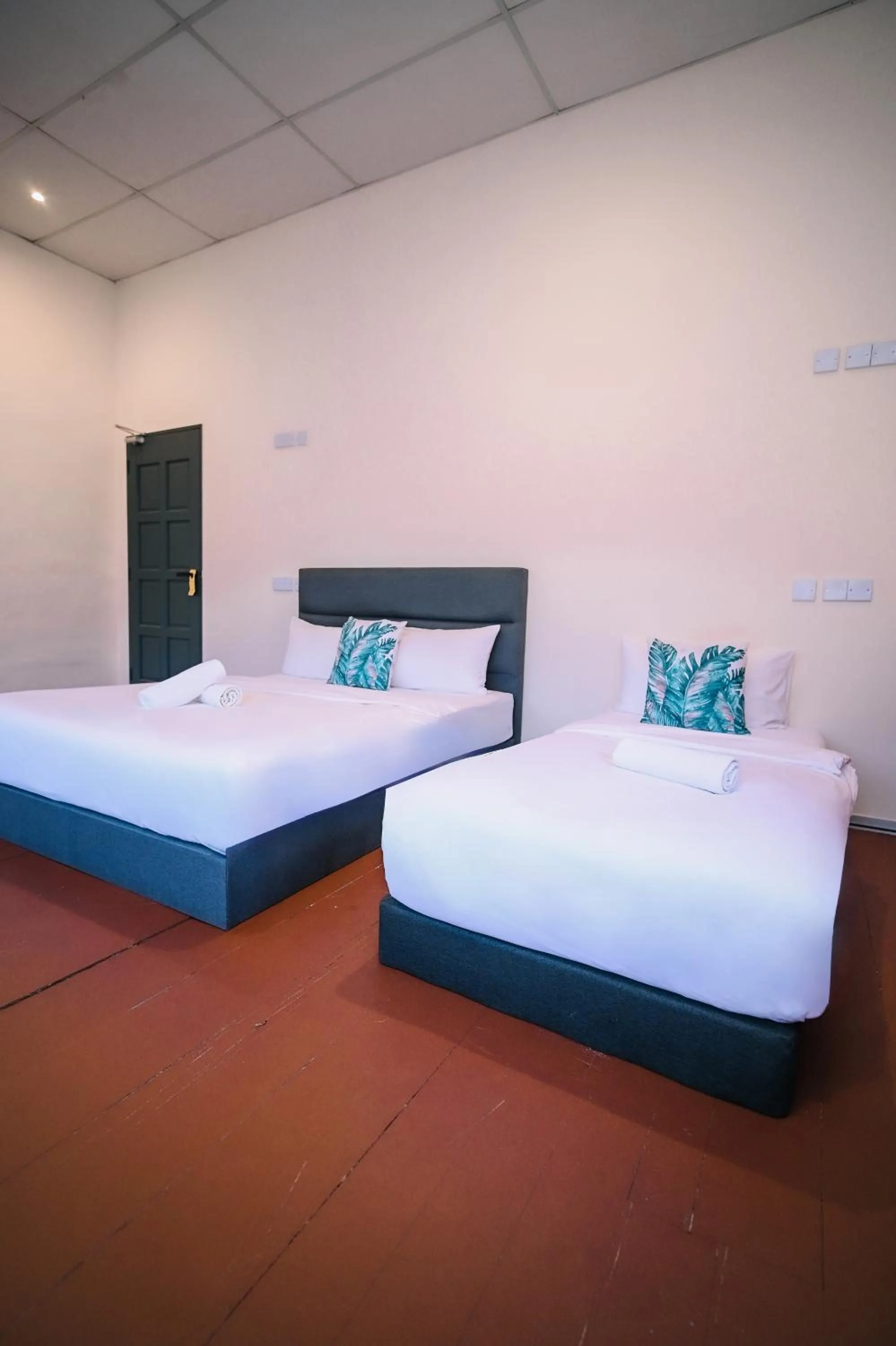 Bed in Swing & Pillows - 75 Chulia St, Georgetown Penang