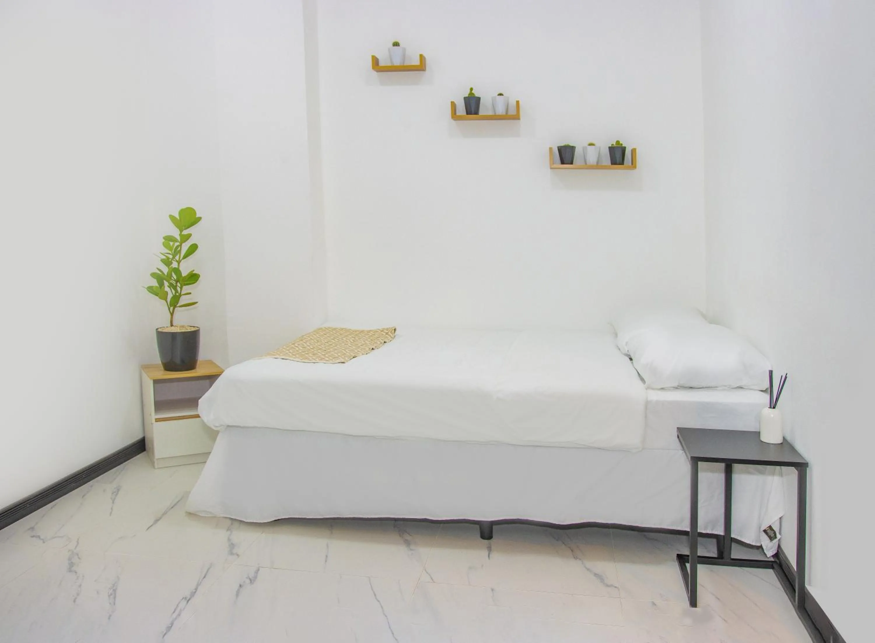 Double Room with Private Bathroom - single occupancy in The Stay San Jose