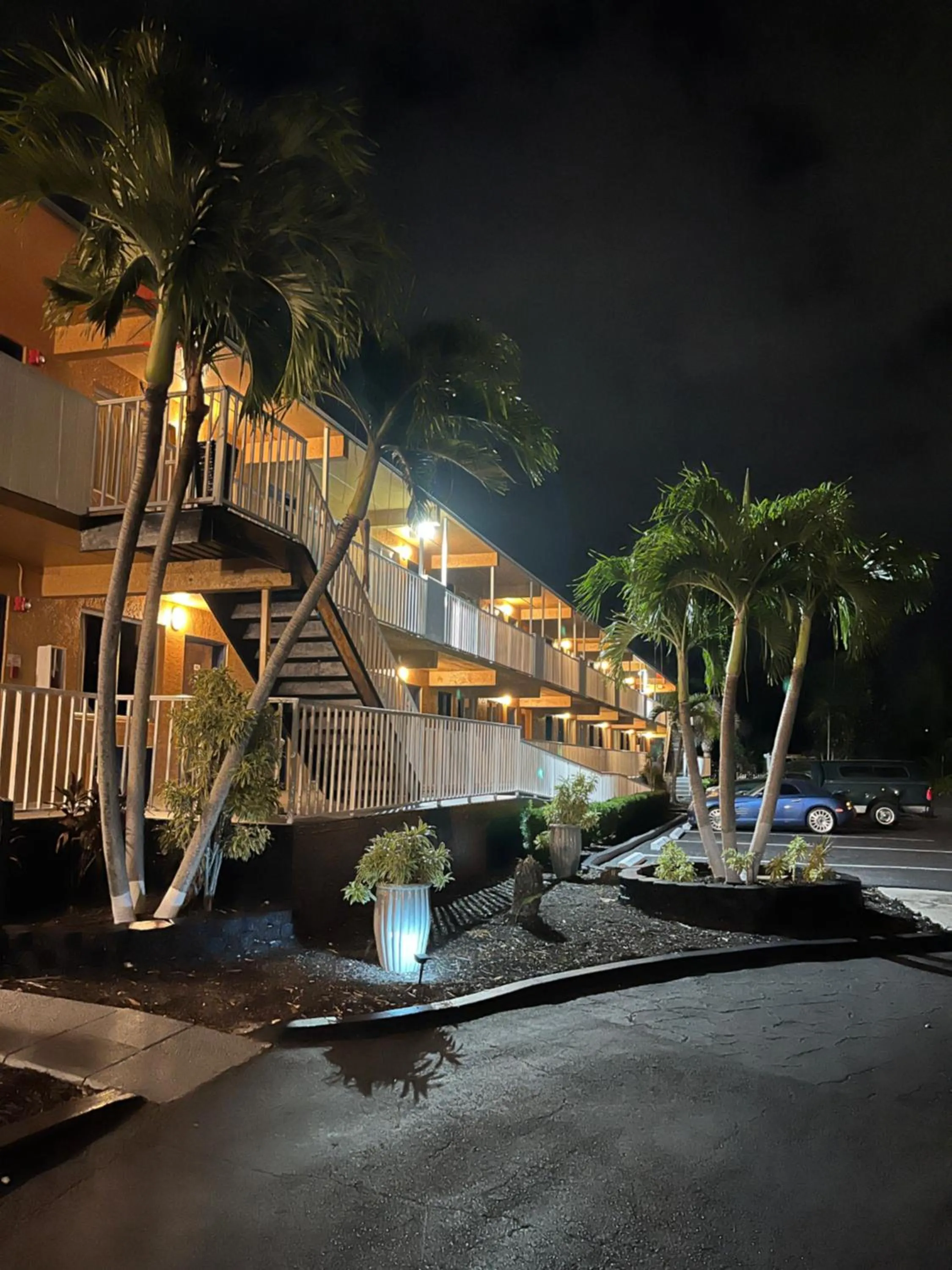 Property building in Budget Inn