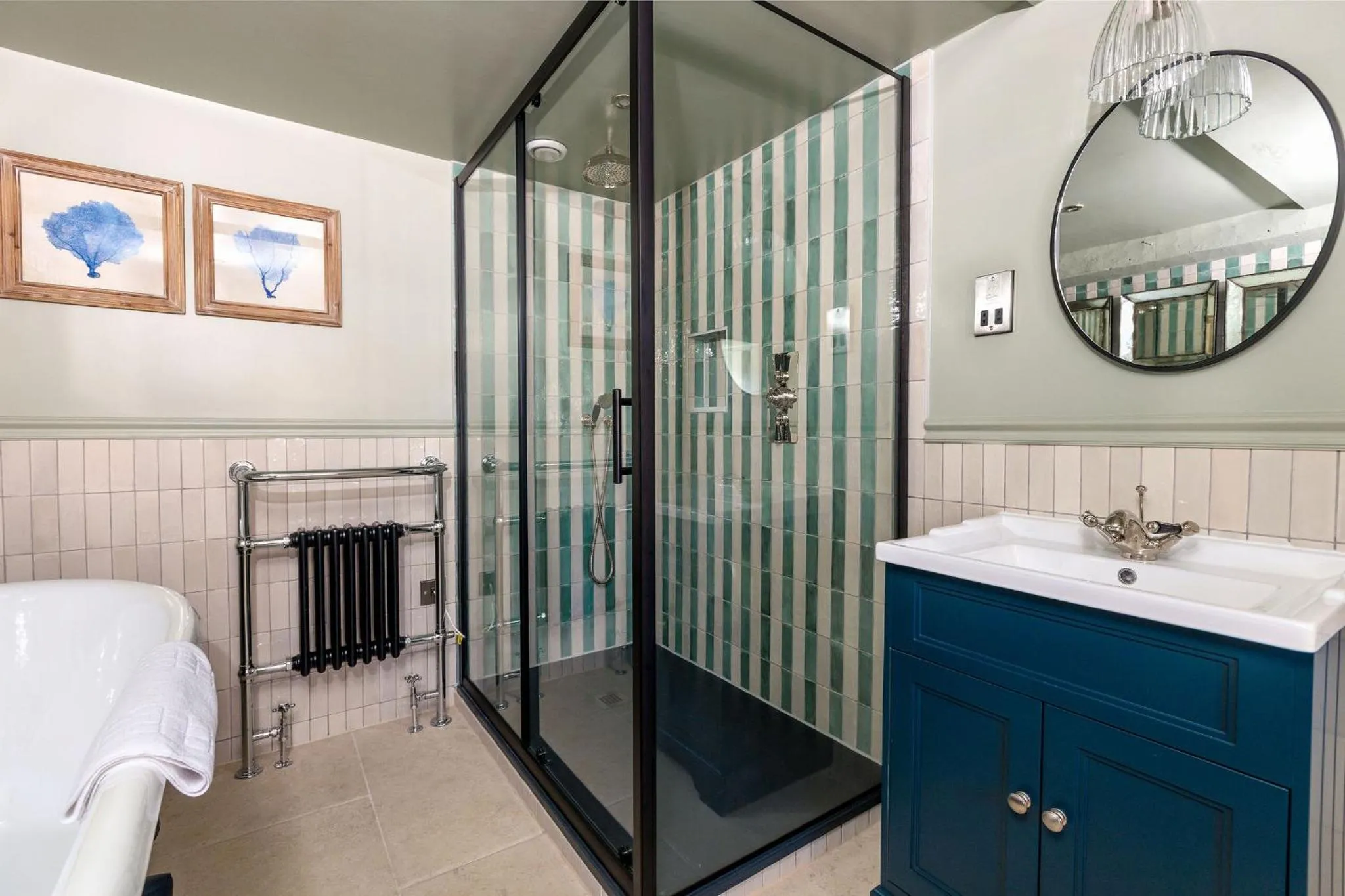 Shower in Egypt Mill Hotel and Restaurant