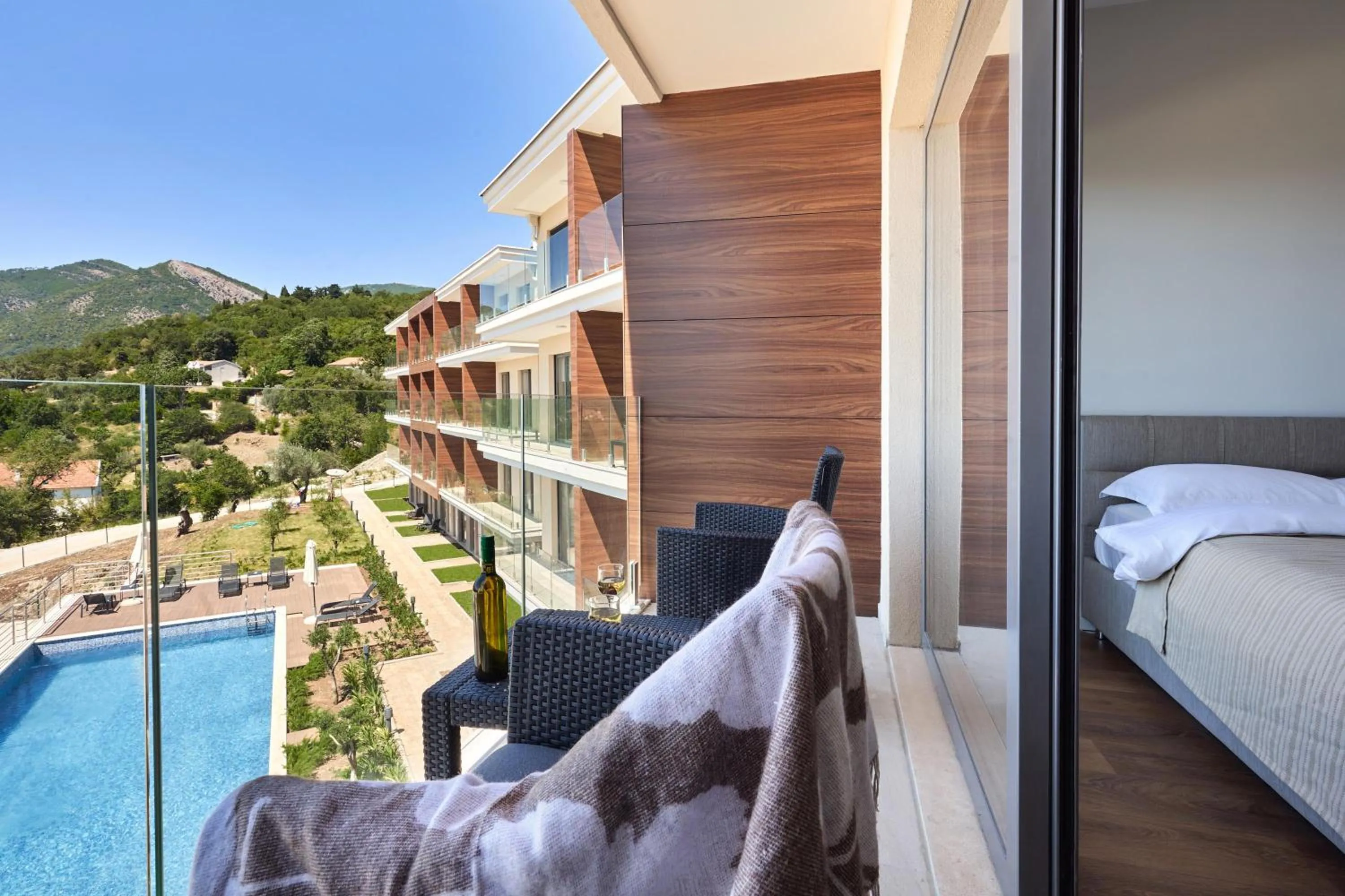 Natural landscape, Bed in Casa Collection