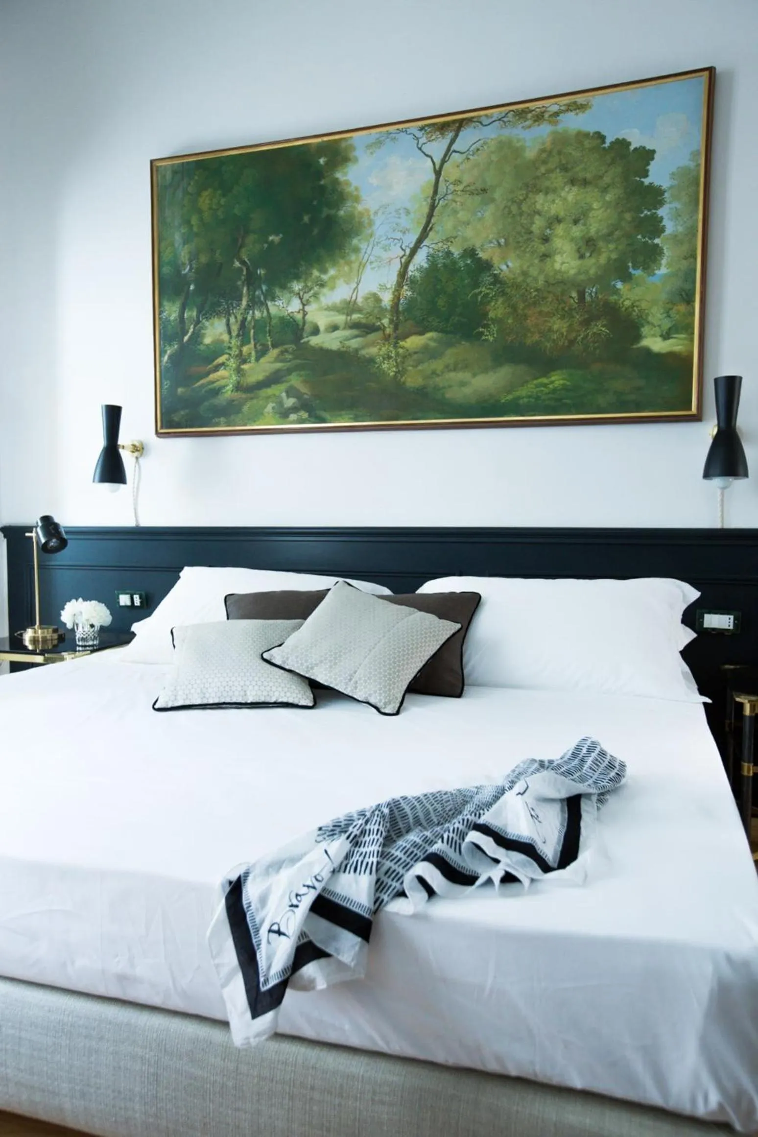 Bed in Soprarno Suites