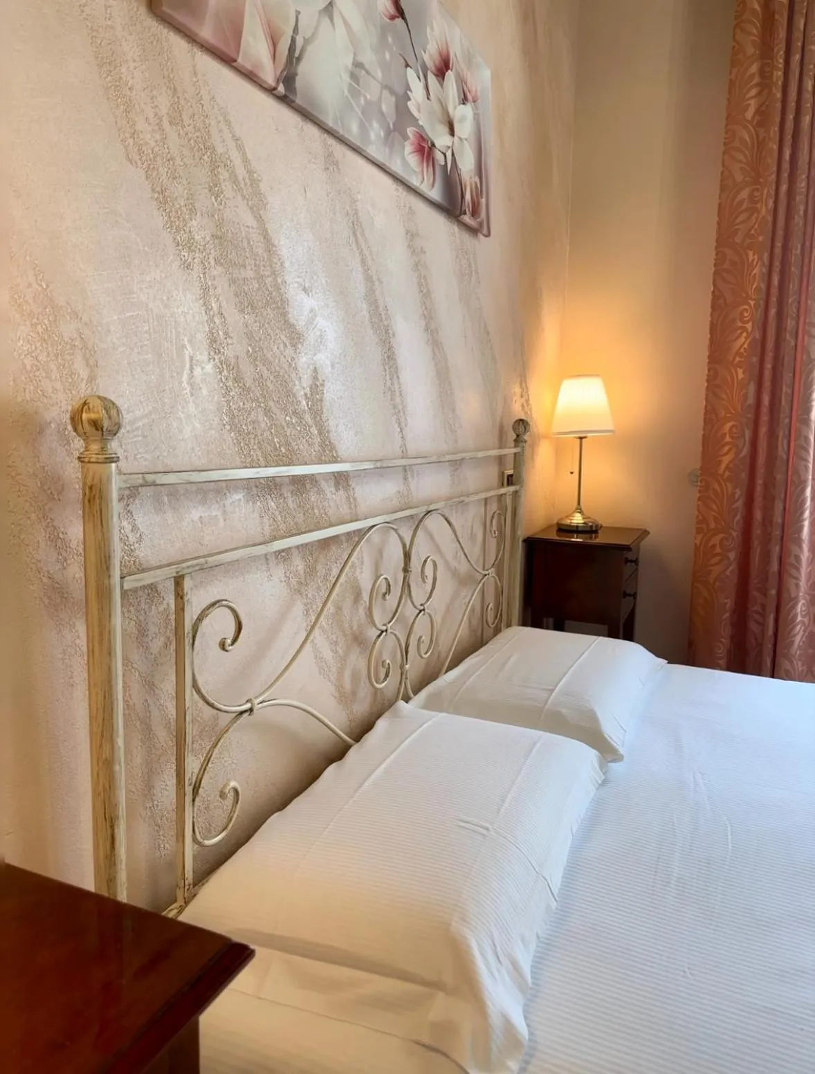 Bed in Relais Ponte Pietra