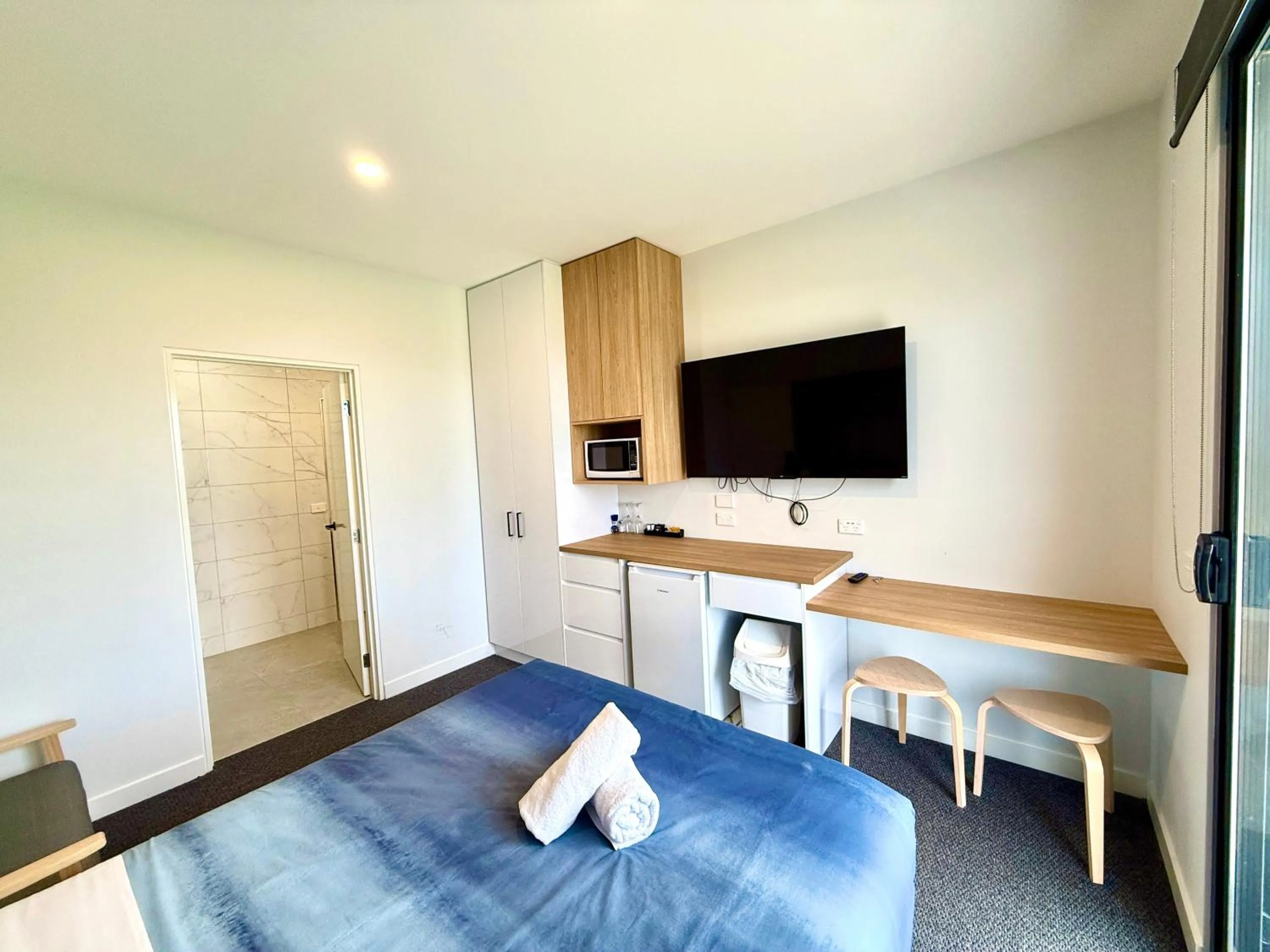 Bed in Apollo Dream Suites