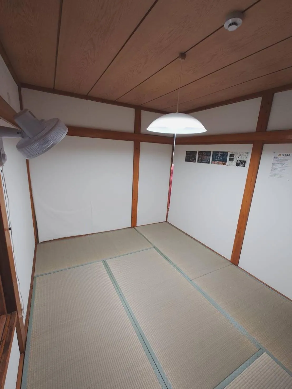 Photo of the whole room in HOTEL1800