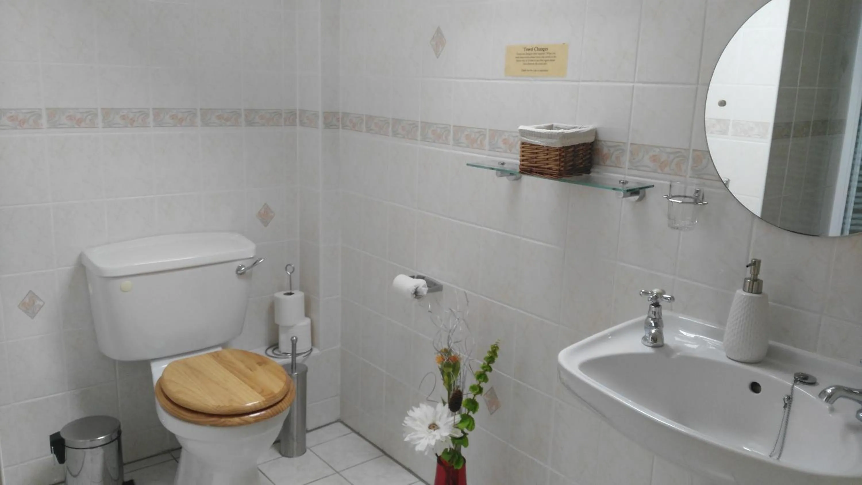 Shower in Atlantic House B&B