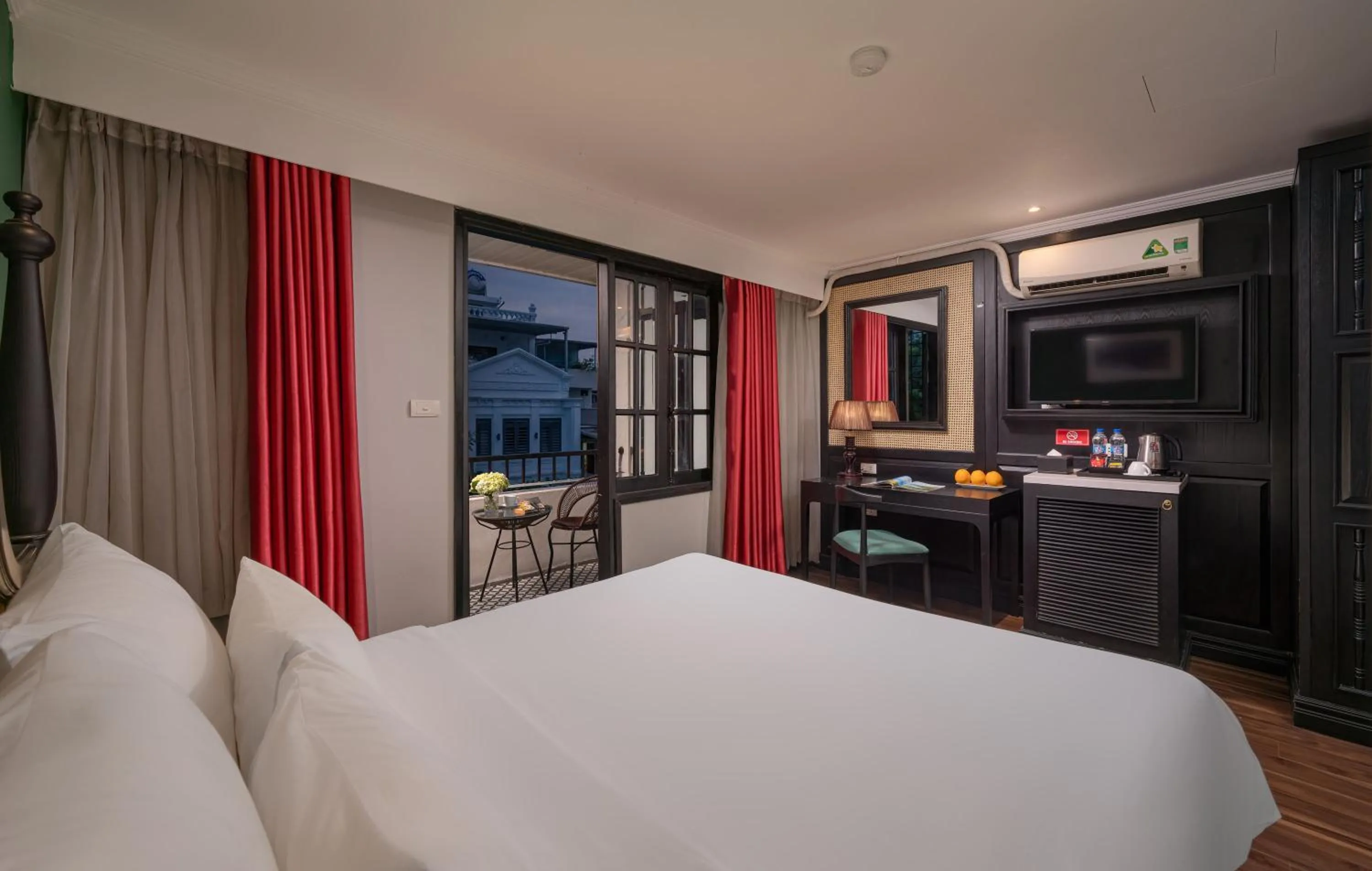 Bed in Hanoi Ancient Paradise Hotel