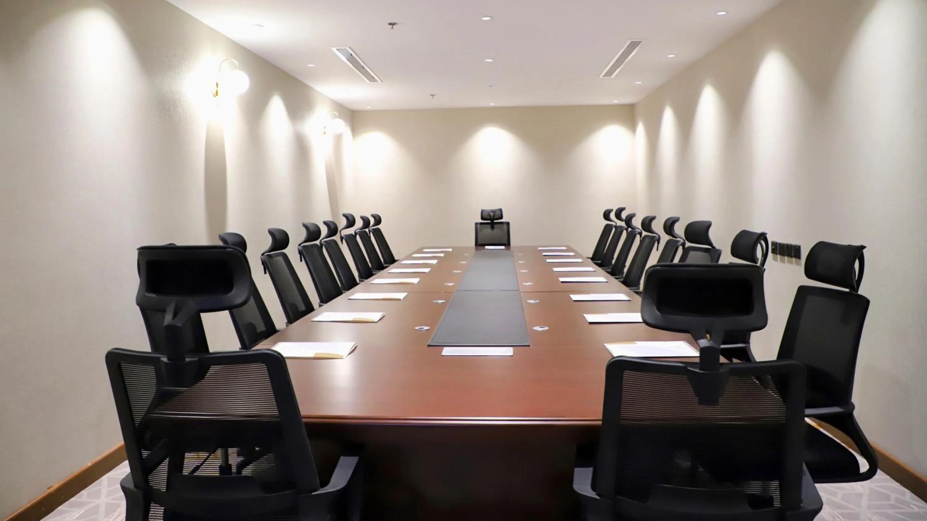 Meeting/conference room in Five Seasons Hotel