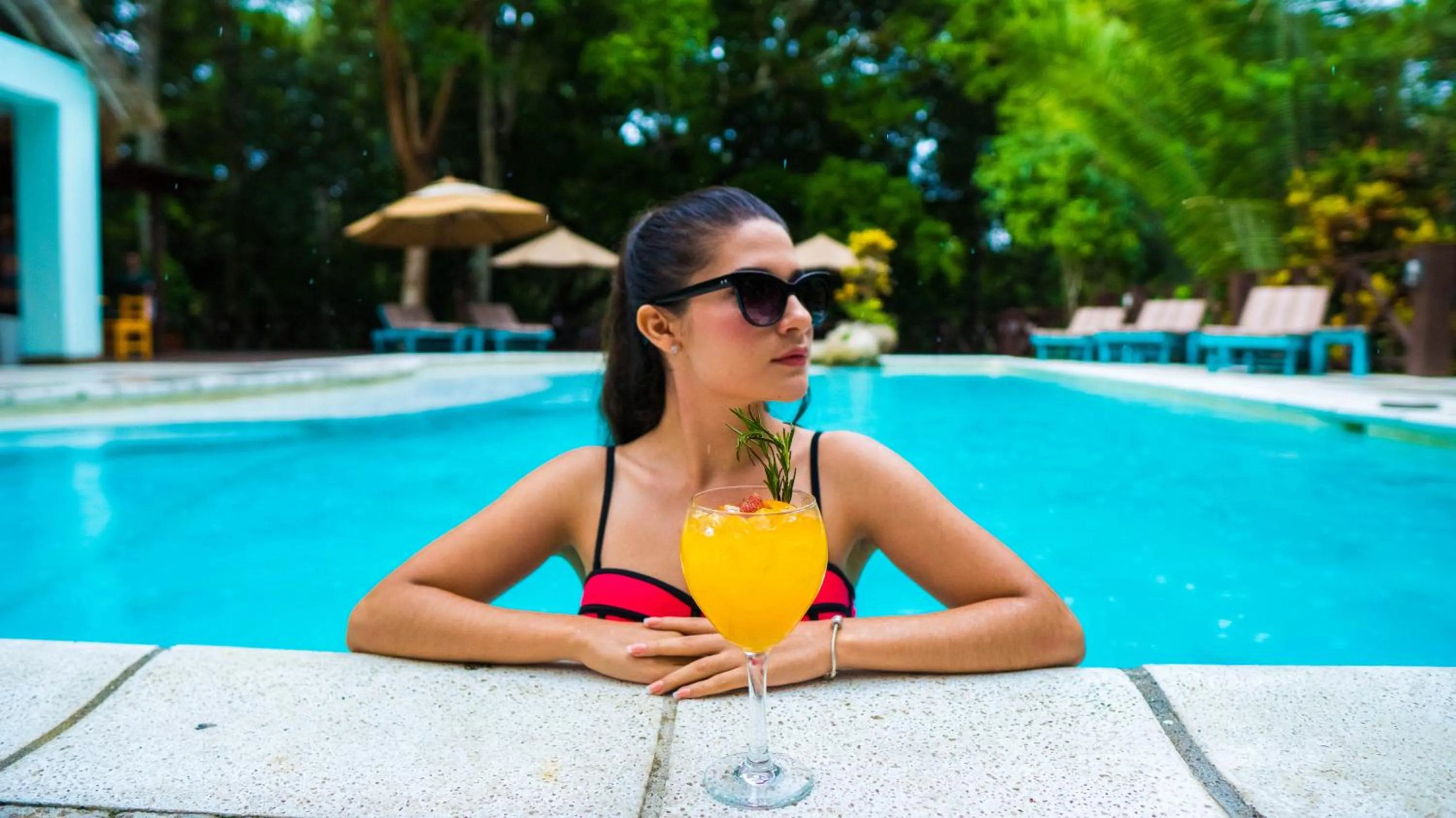 Swimming pool in Hotel Jungle Lodge Tikal