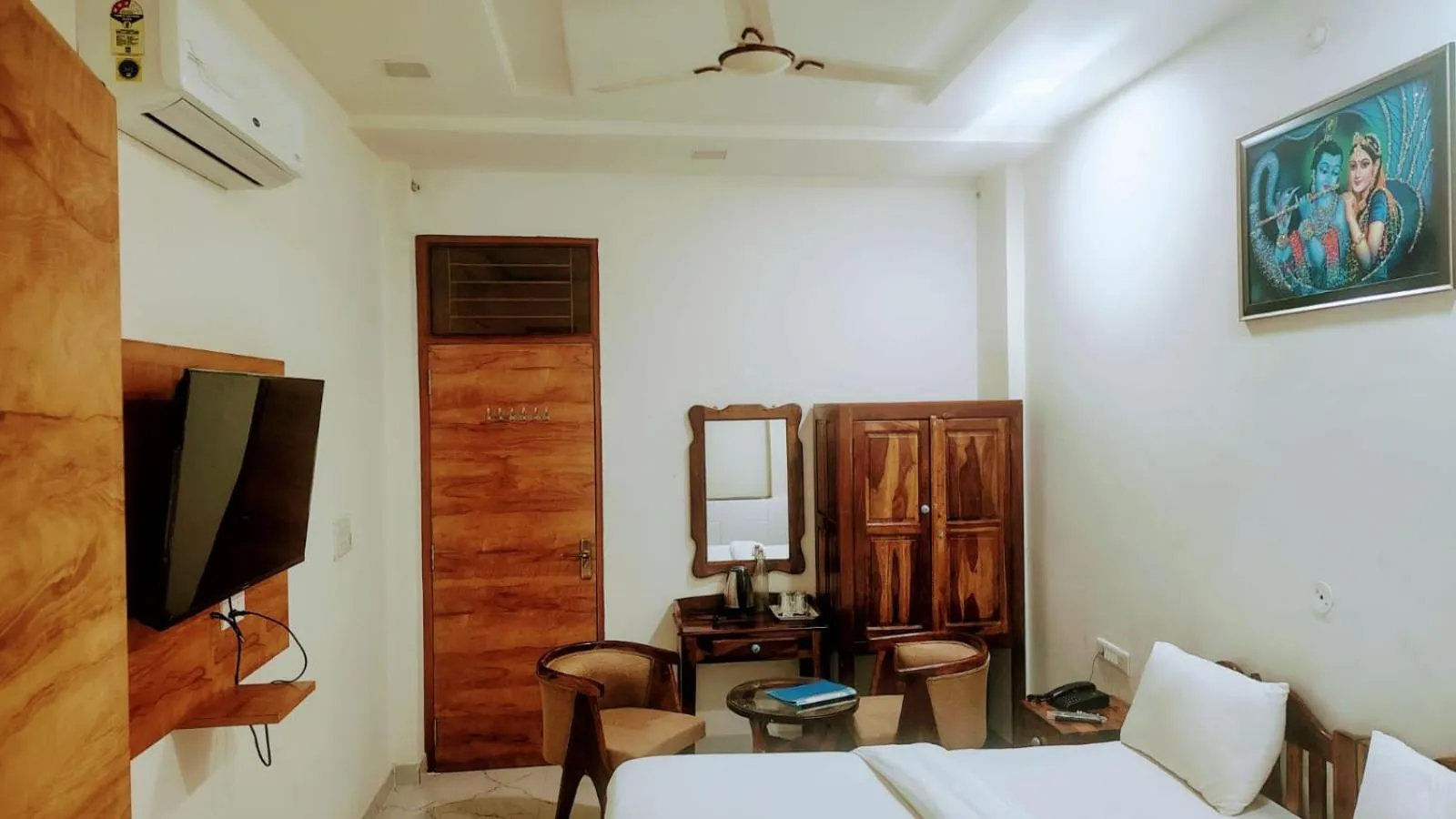 Bedroom in Ranthambore Jalsa