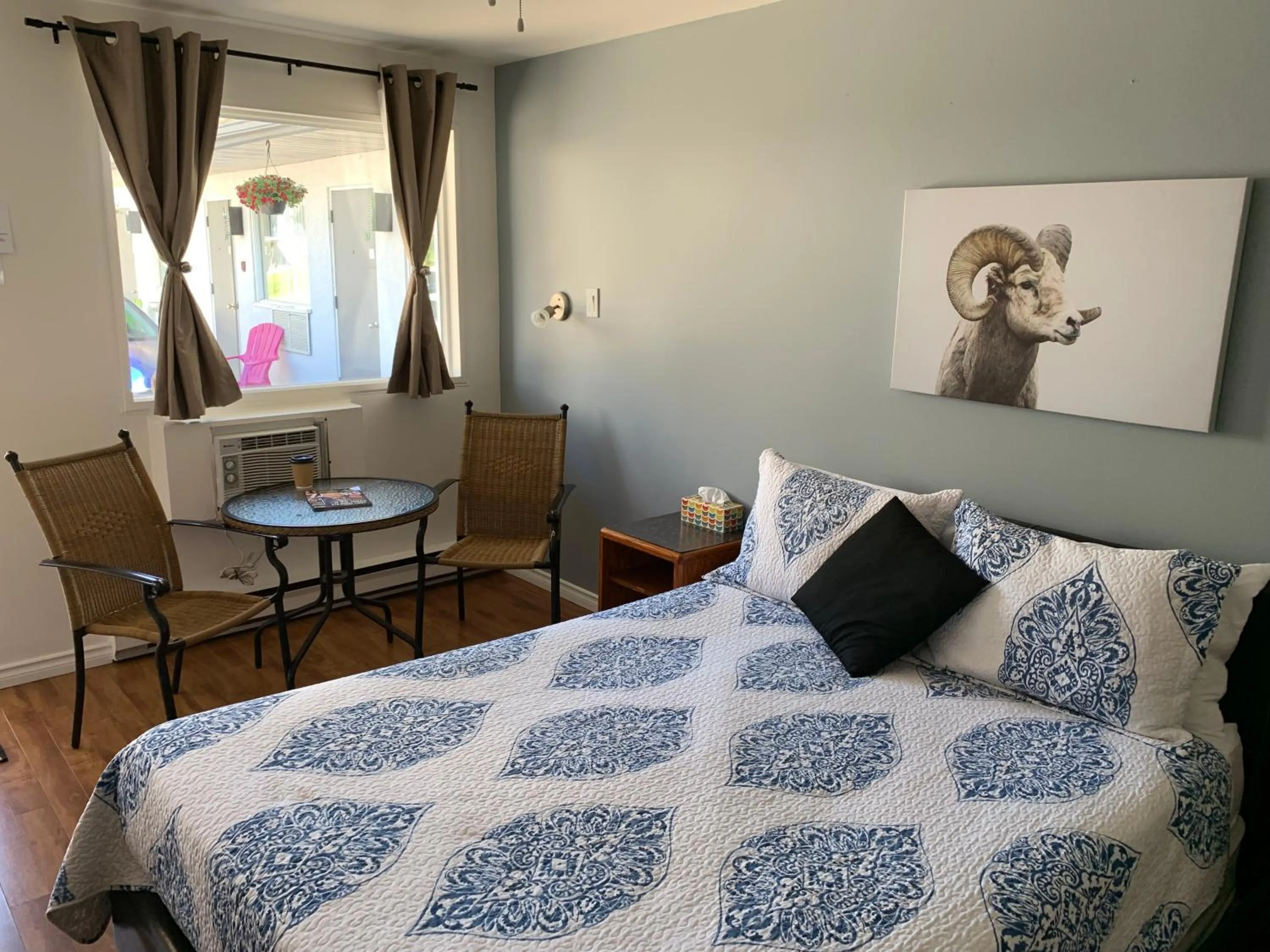 Bed in Motel Giffard