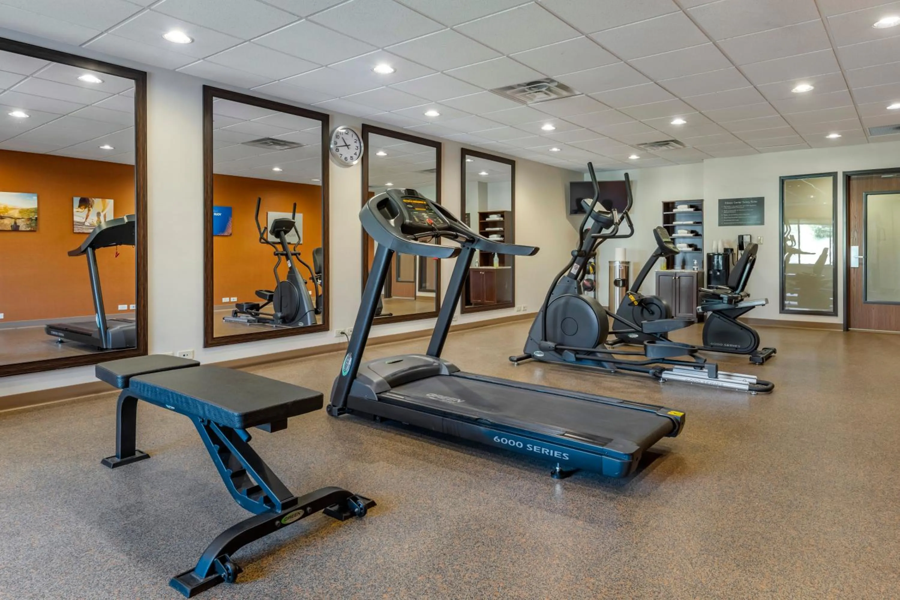 Fitness centre/facilities in Comfort Suites Bridgeport - Clarksburg