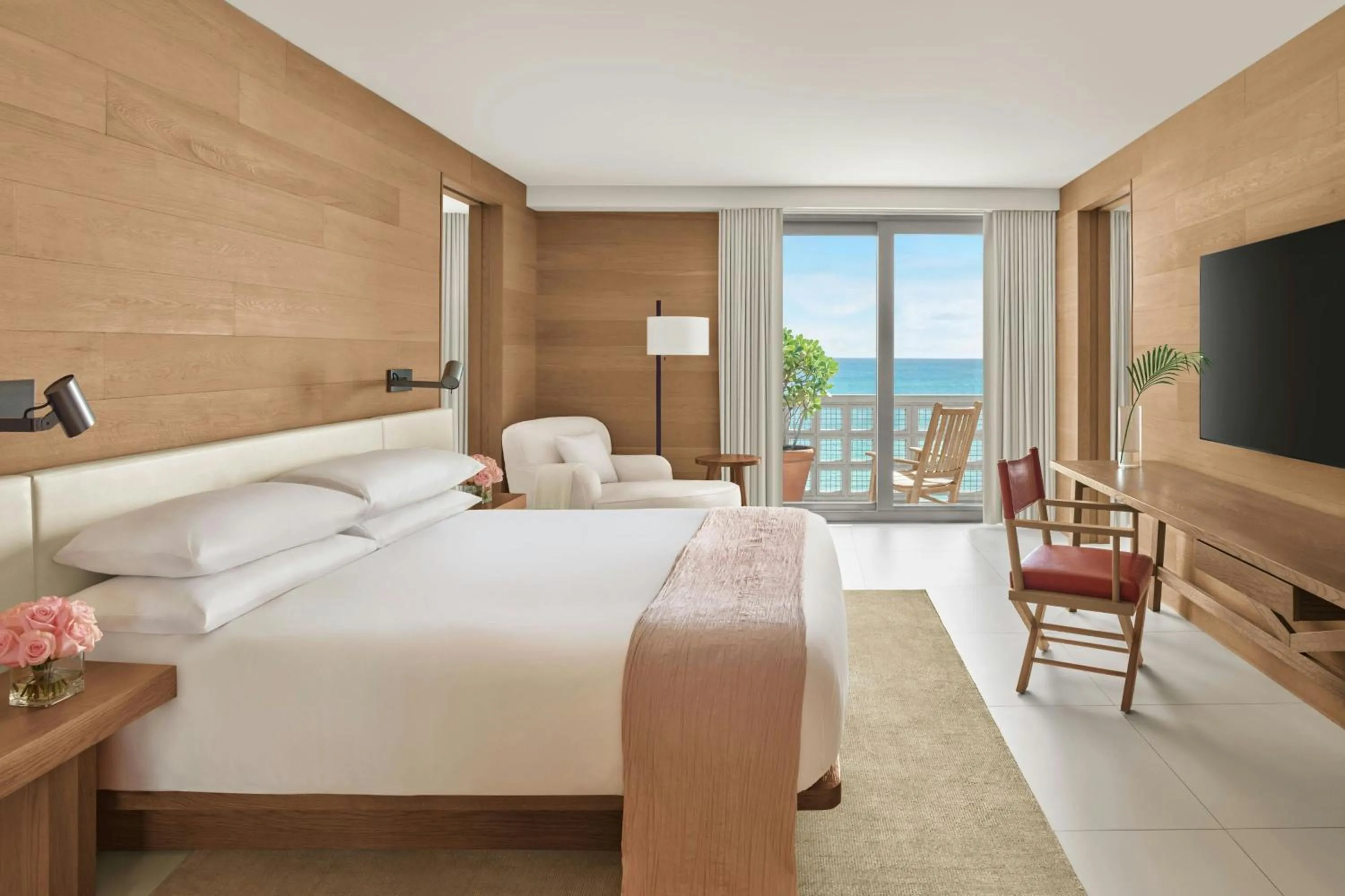 Bedroom, Bed in The Miami Beach EDITION