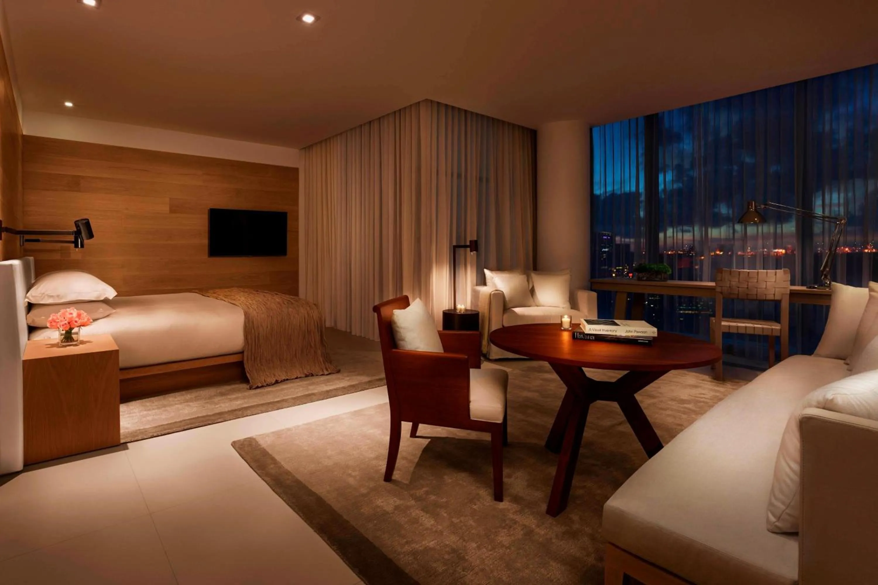 Photo of the whole room, Bed in The Miami Beach EDITION