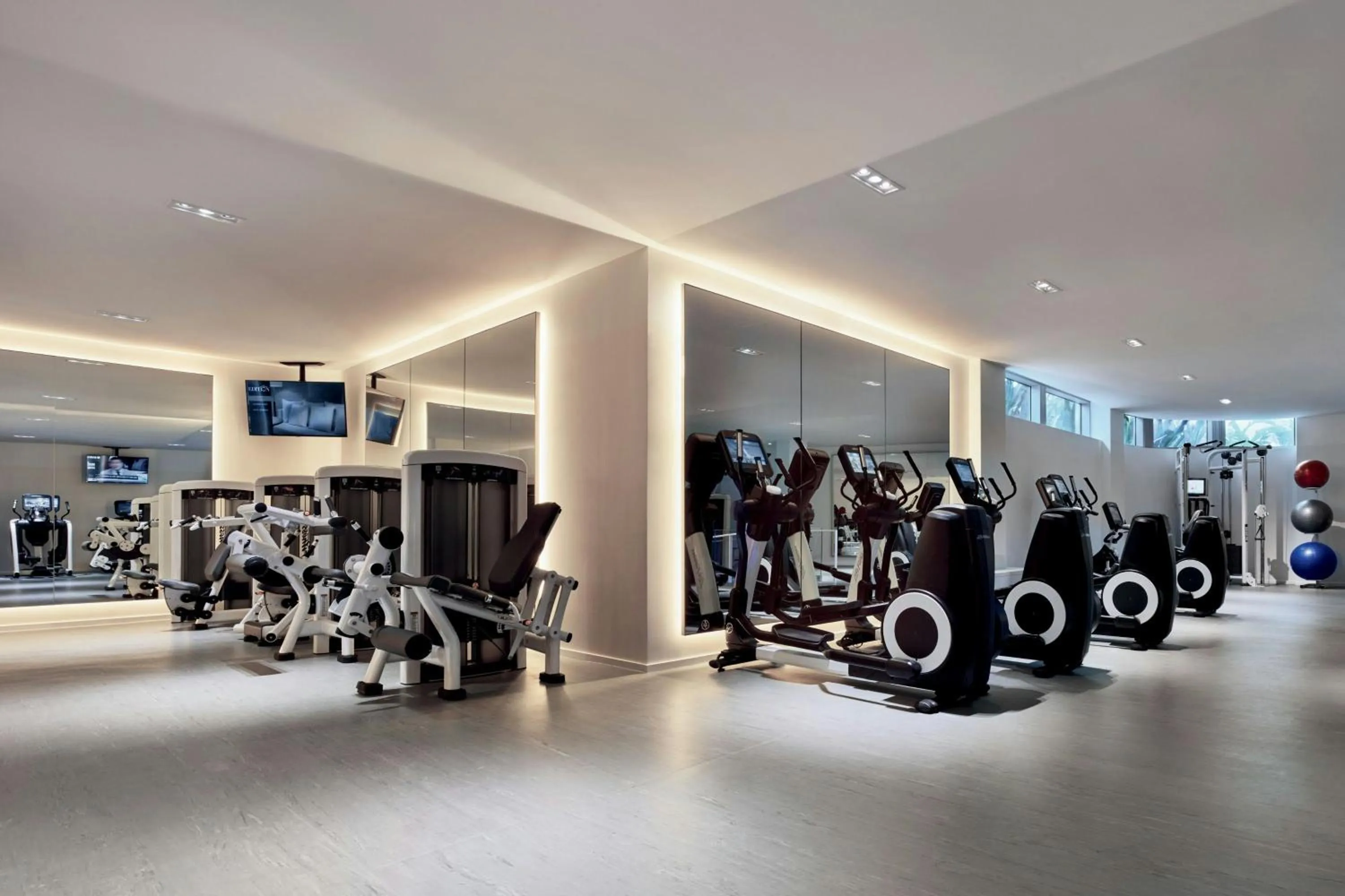Fitness centre/facilities in The Miami Beach EDITION
