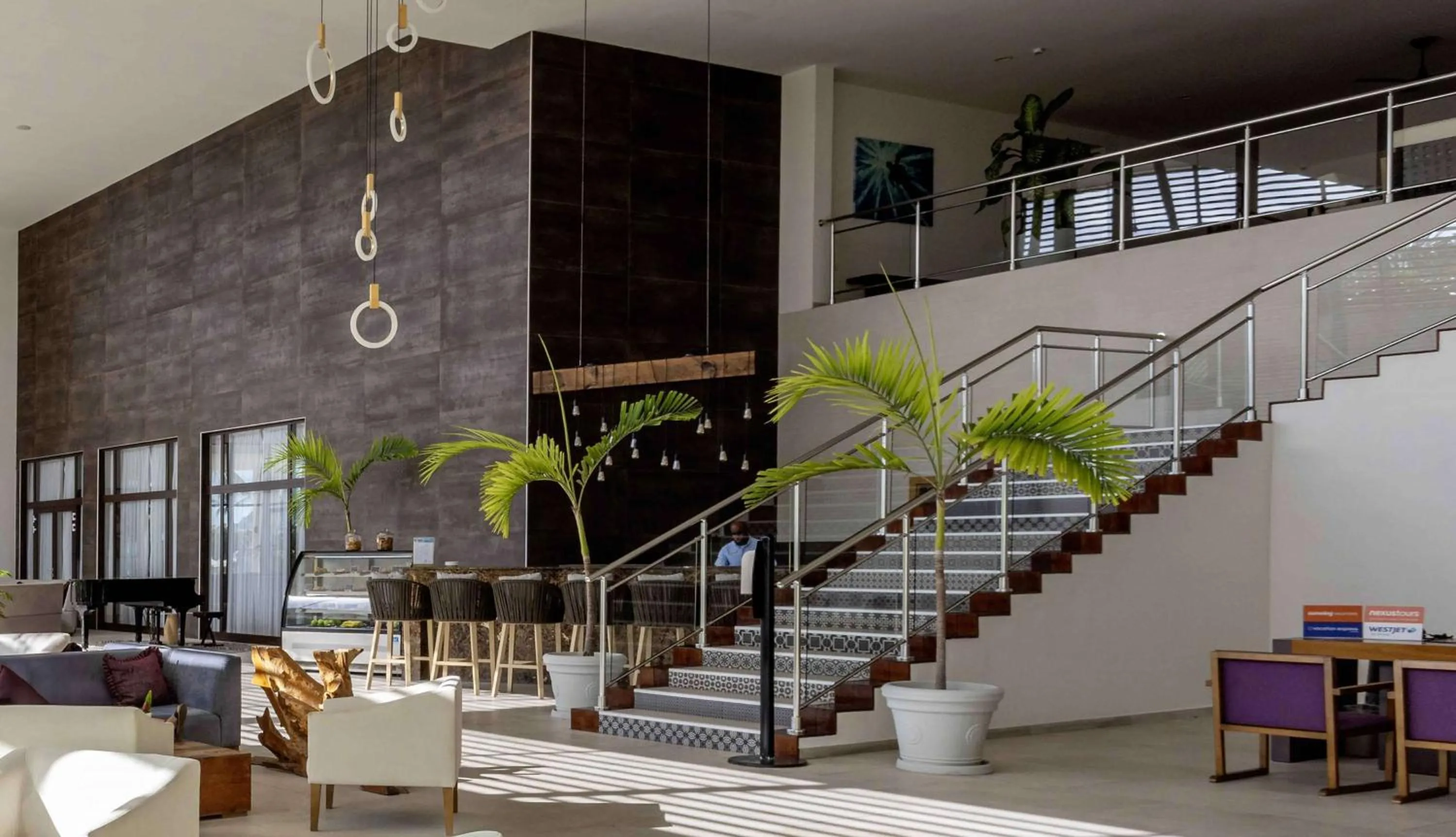 Lounge or bar in Sonesta Ocean Point Resort- All Inclusive - Adults Only