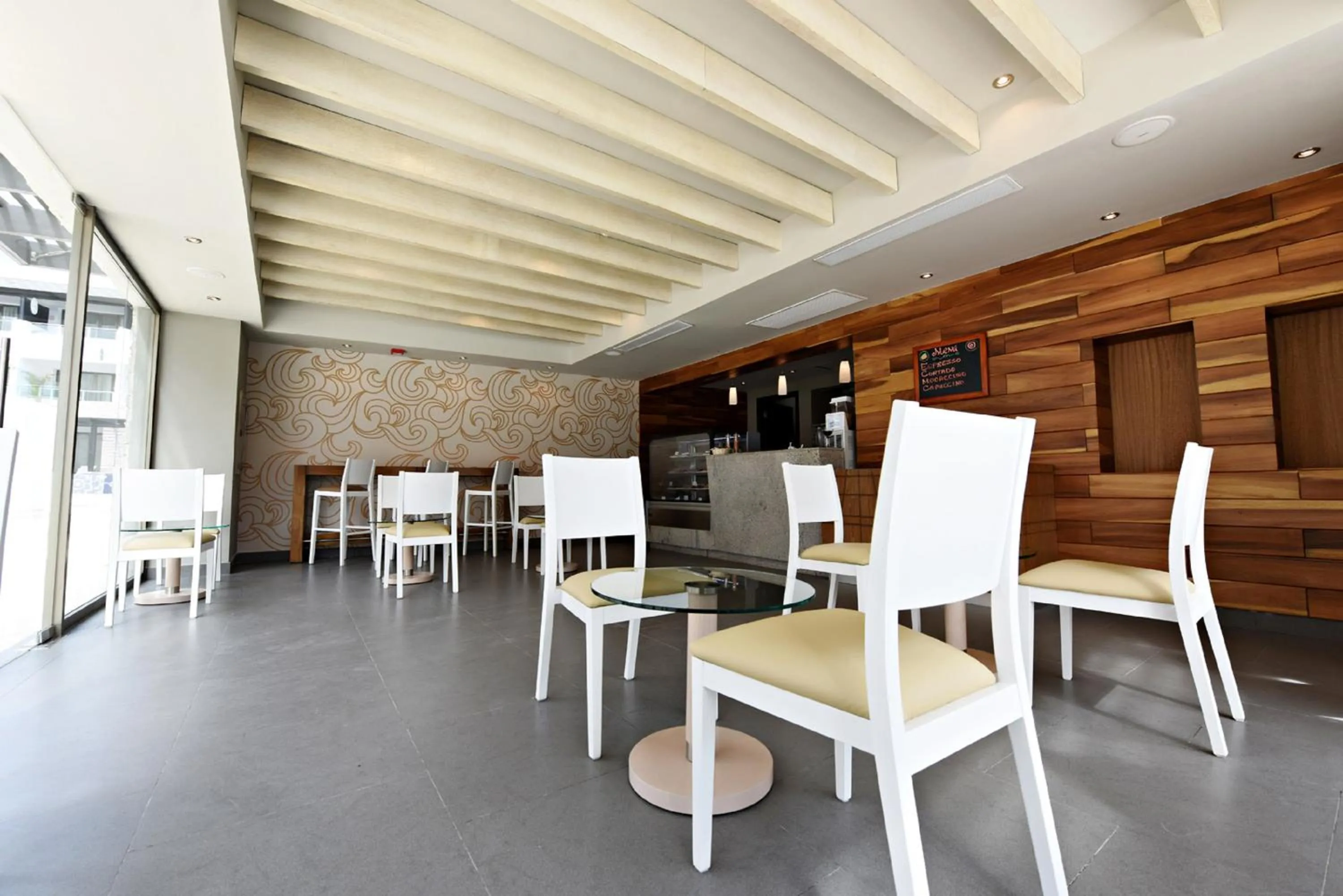 Restaurant/places to eat in Royalton CHIC Punta Cana, An Autograph Collection All-Inclusive Resort & Casino, Adults Only