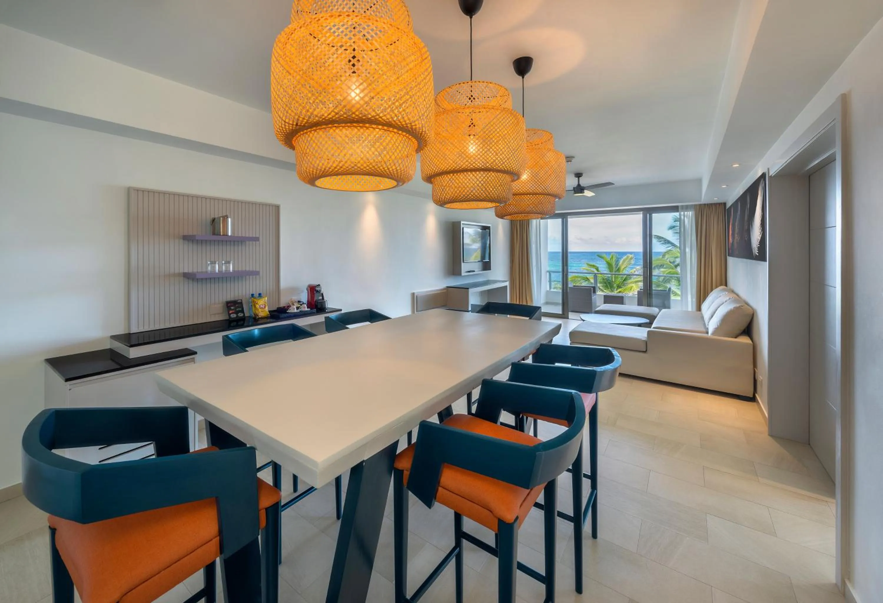 Living room in Royalton CHIC Punta Cana, An Autograph Collection All-Inclusive Resort & Casino, Adults Only