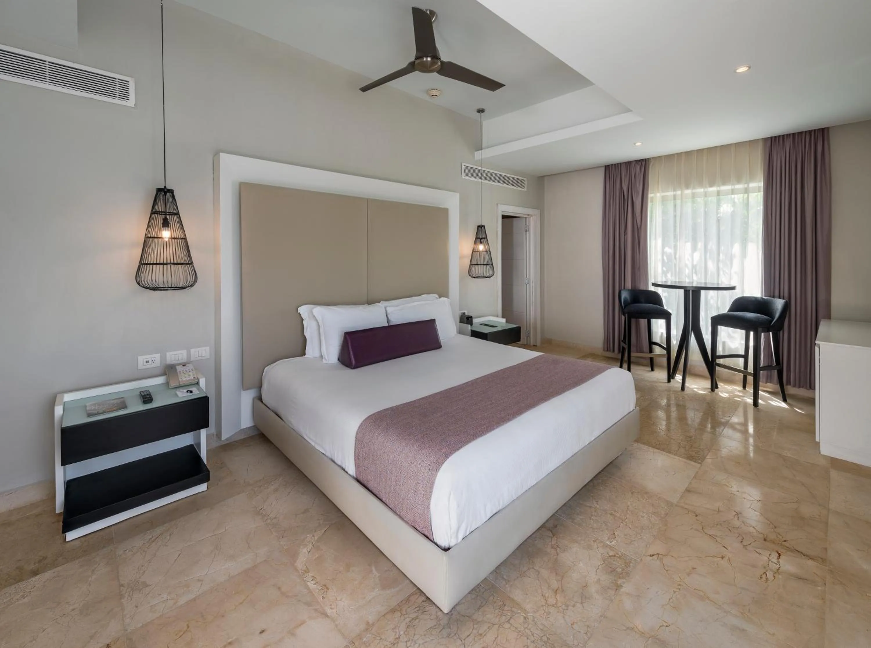Bed in Royalton CHIC Punta Cana, An Autograph Collection All-Inclusive Resort & Casino, Adults Only