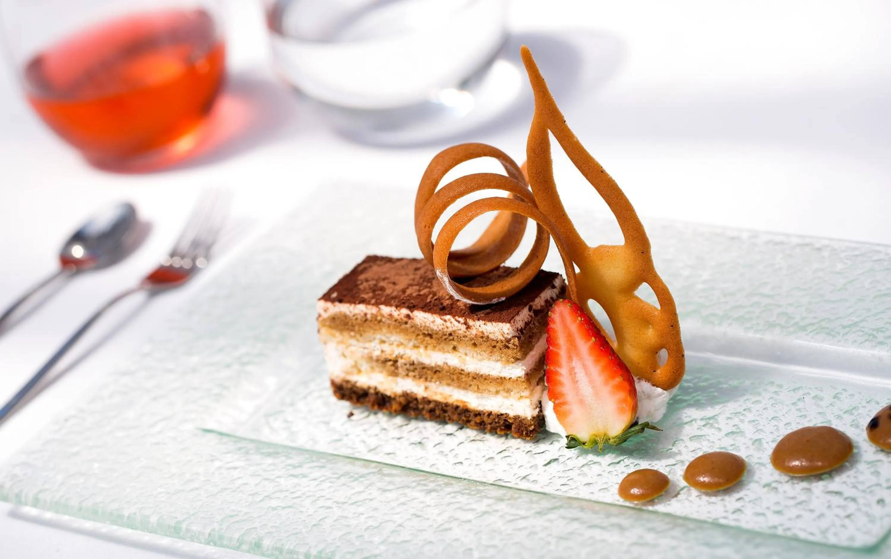 Food and drinks in Royalton CHIC Punta Cana, An Autograph Collection All-Inclusive Resort & Casino, Adults Only