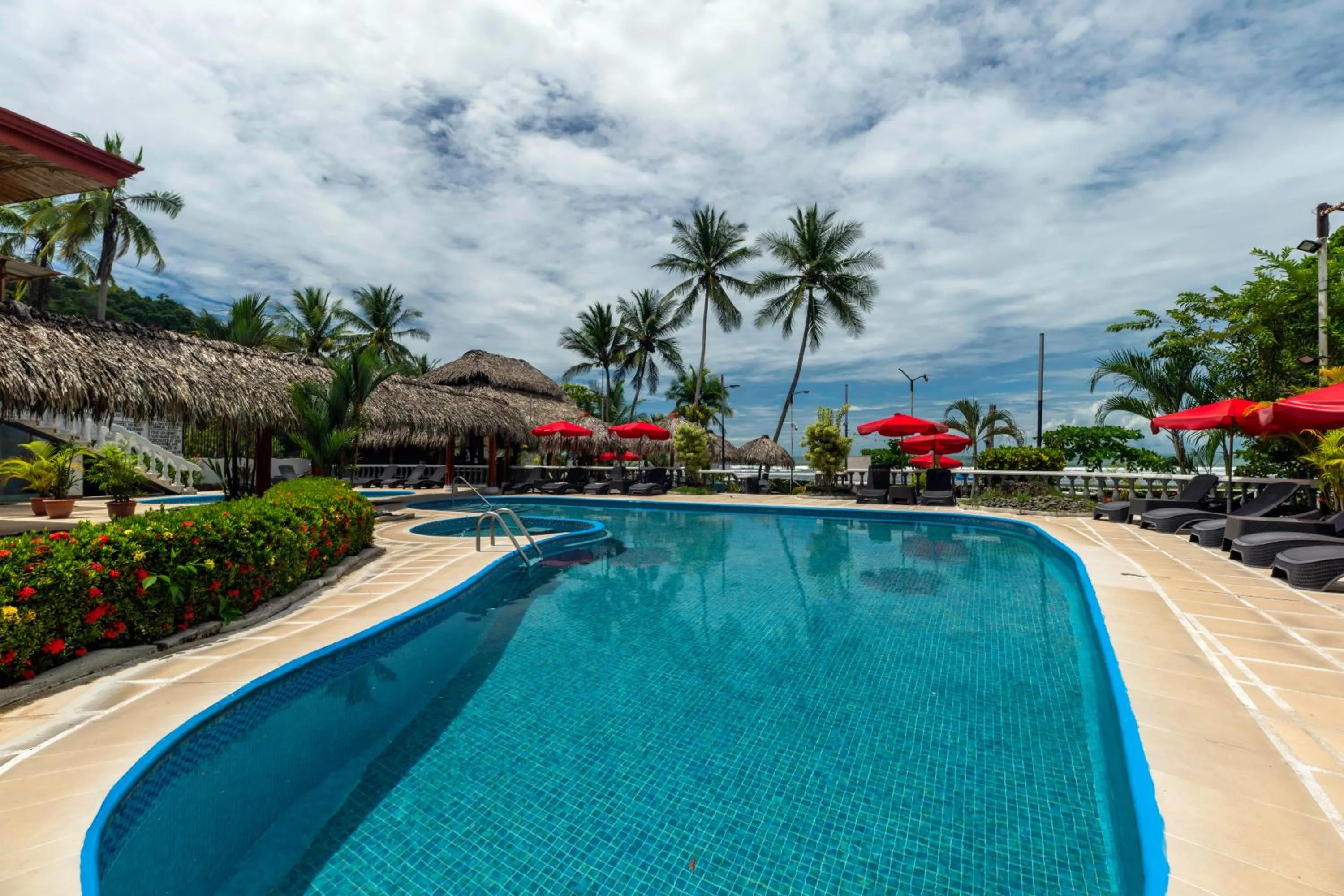 Swimming pool in Jaco Laguna Resort & Beach Club