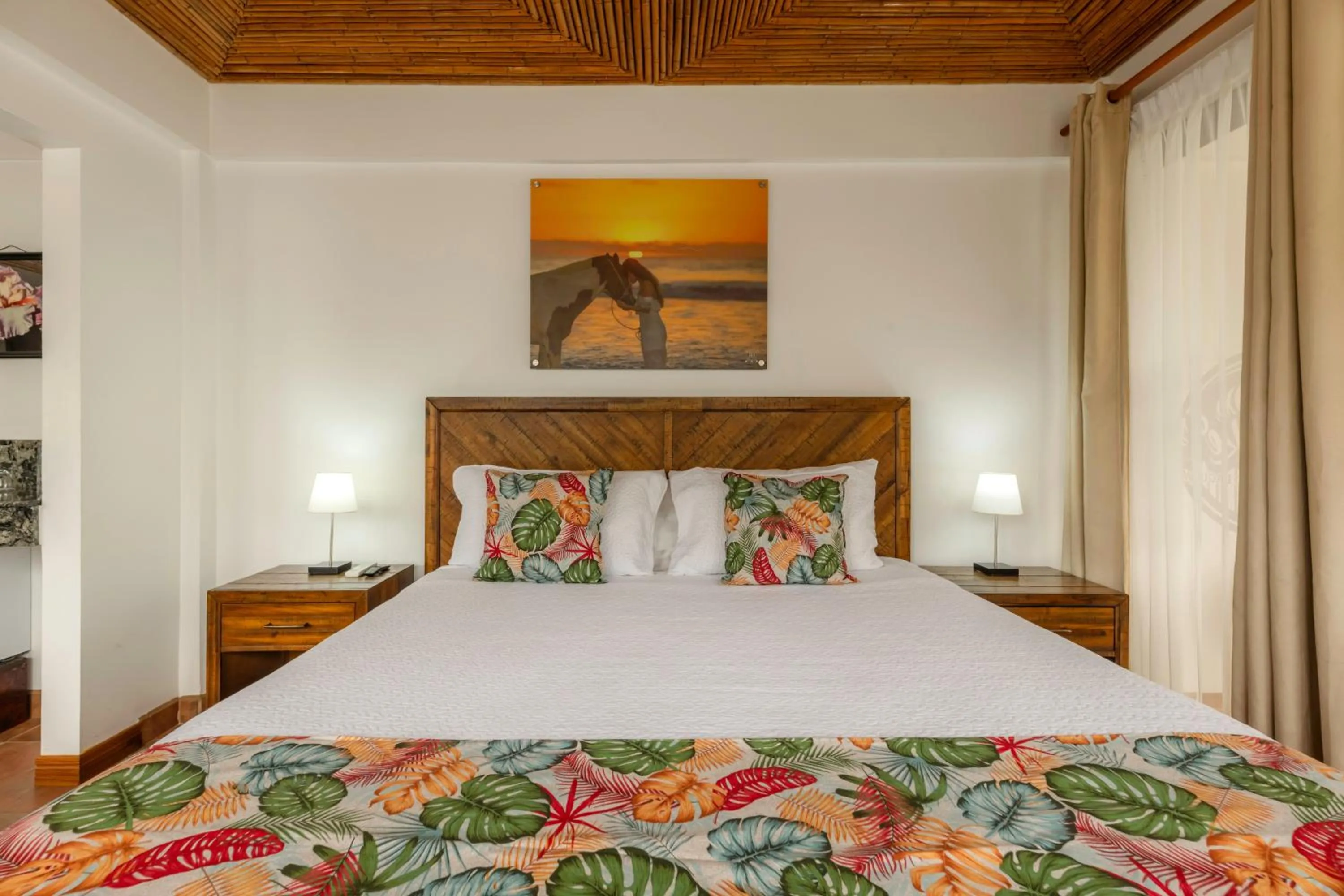 Bed in Jaco Laguna Resort & Beach Club