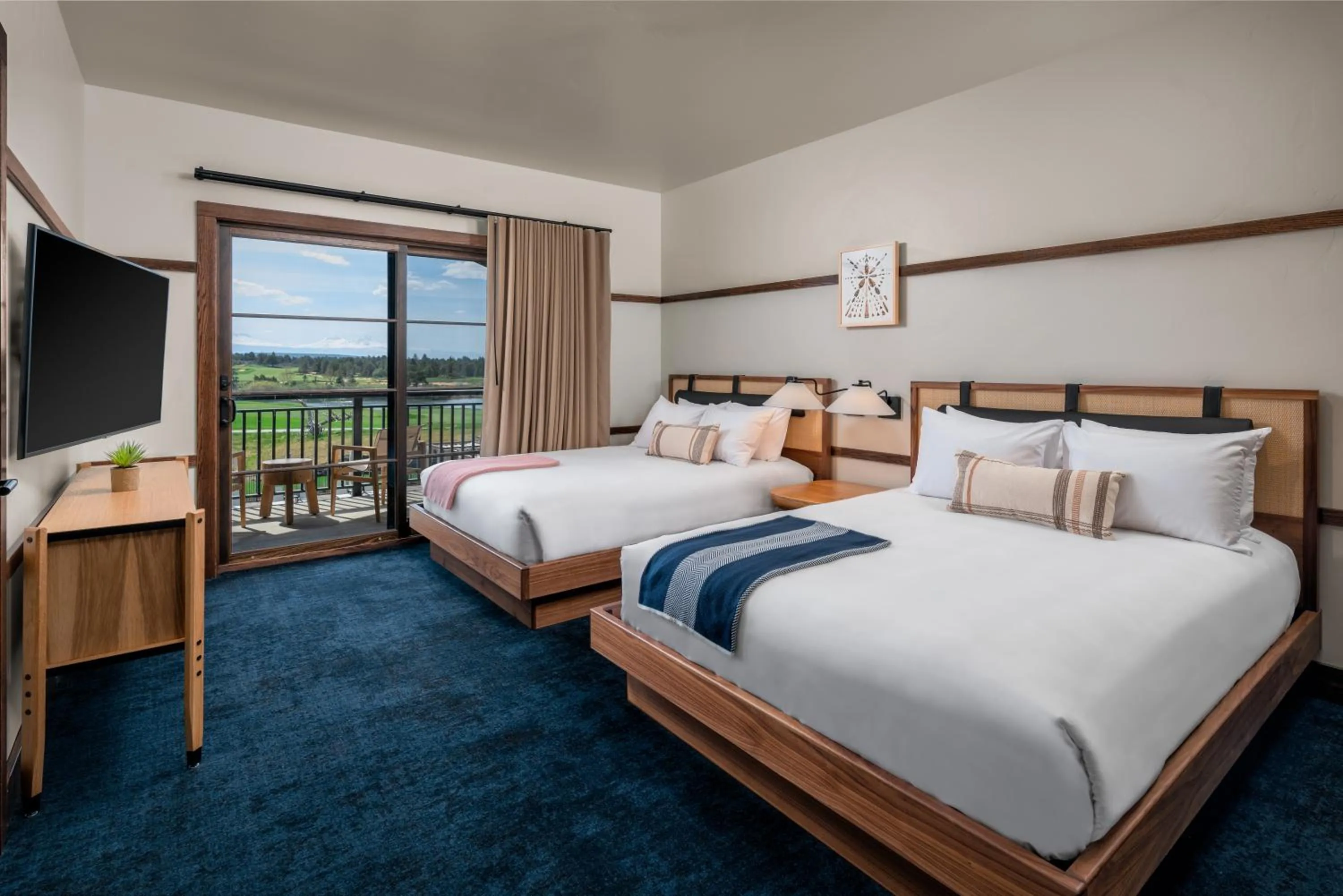 Bedroom, Bed in Juniper Preserve