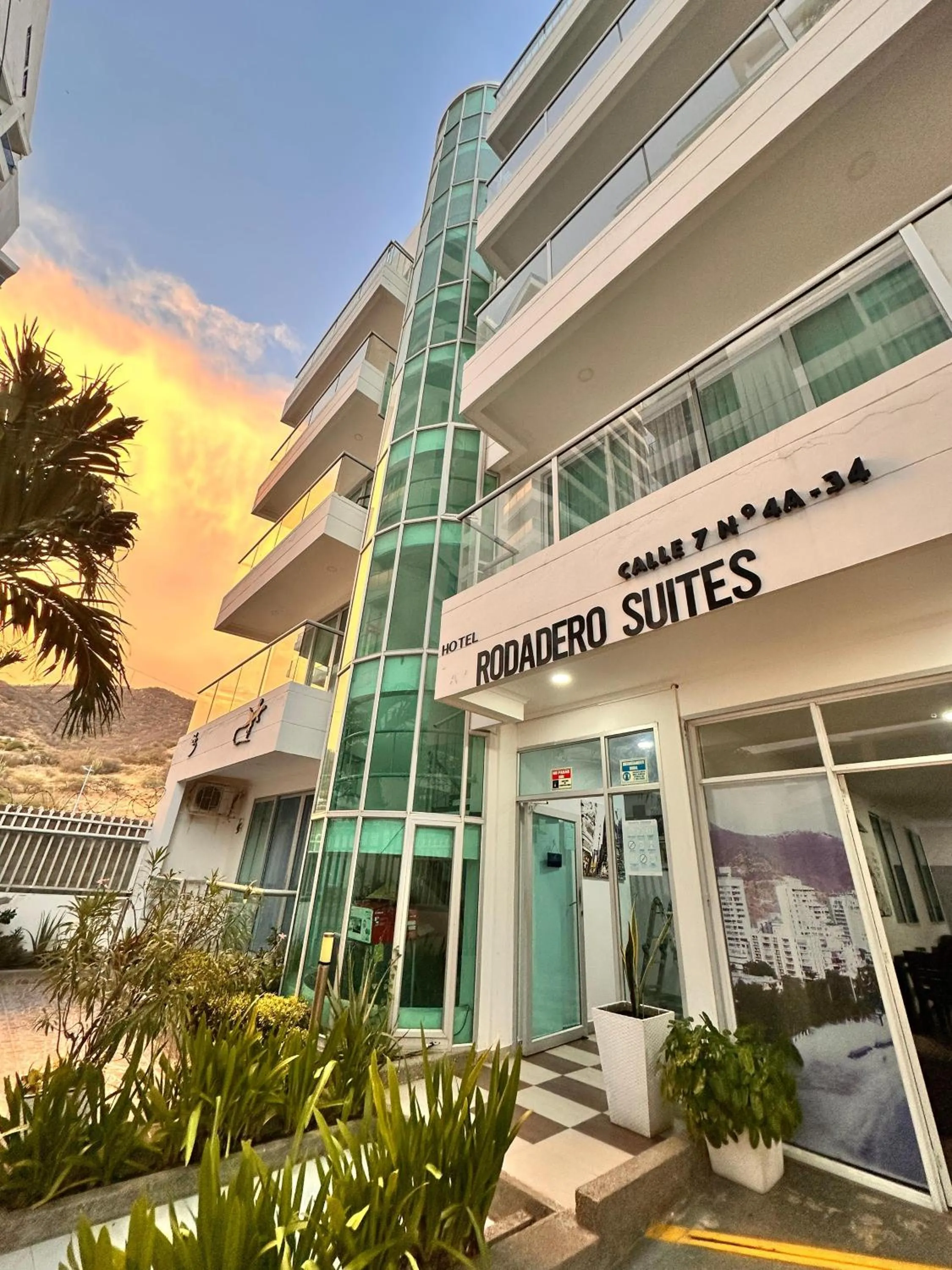 Property building in SGH Rodadero Suites