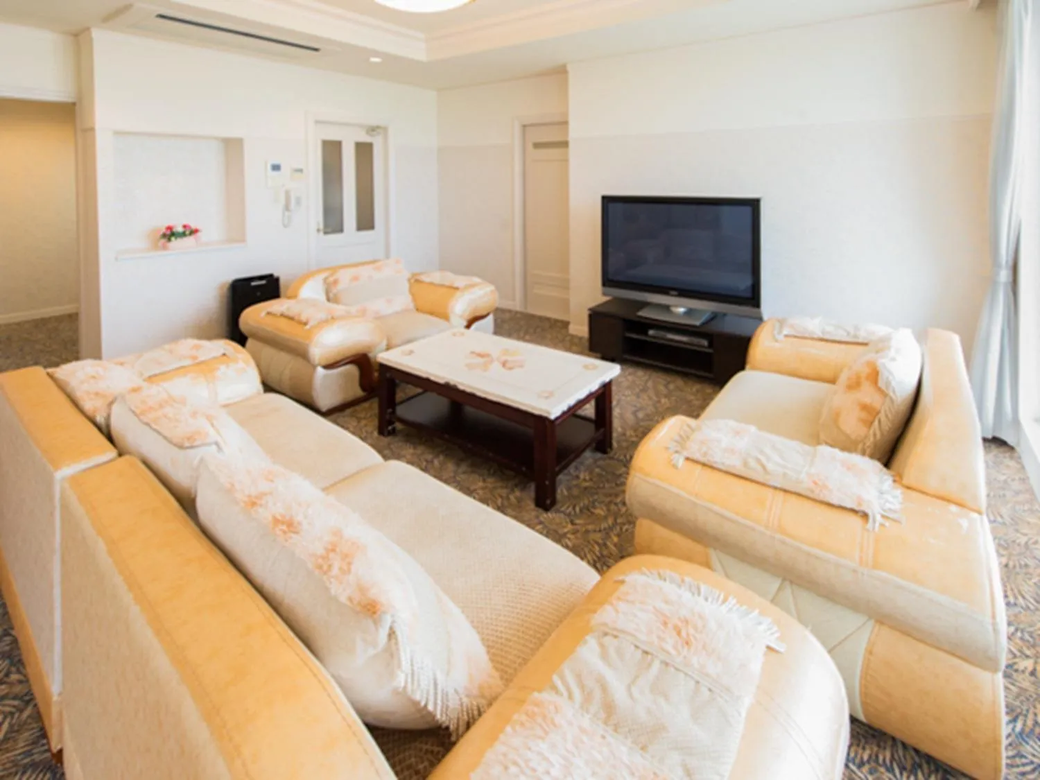 Living room in Spa Resort LiVEMAX