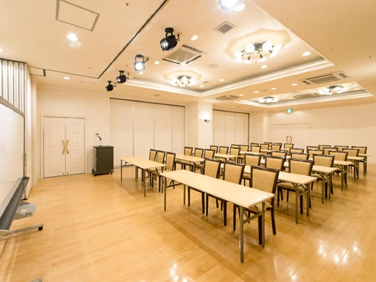 Business facilities in Spa Resort LiVEMAX