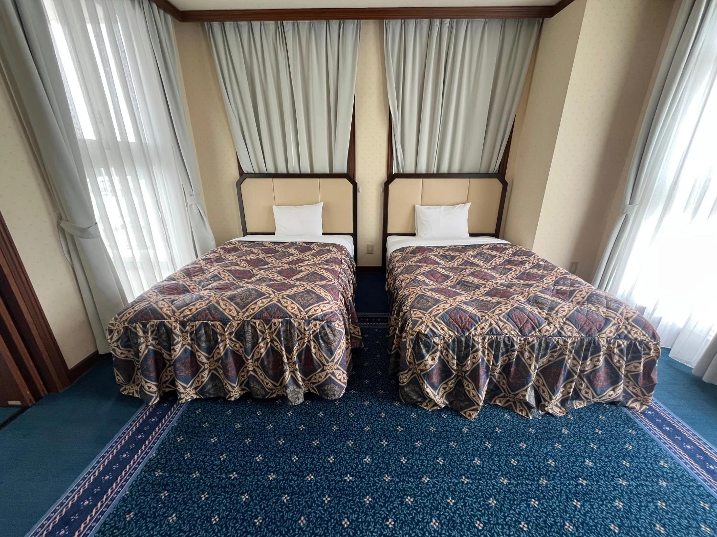 Bedroom, Bed in Spa Resort LiVEMAX