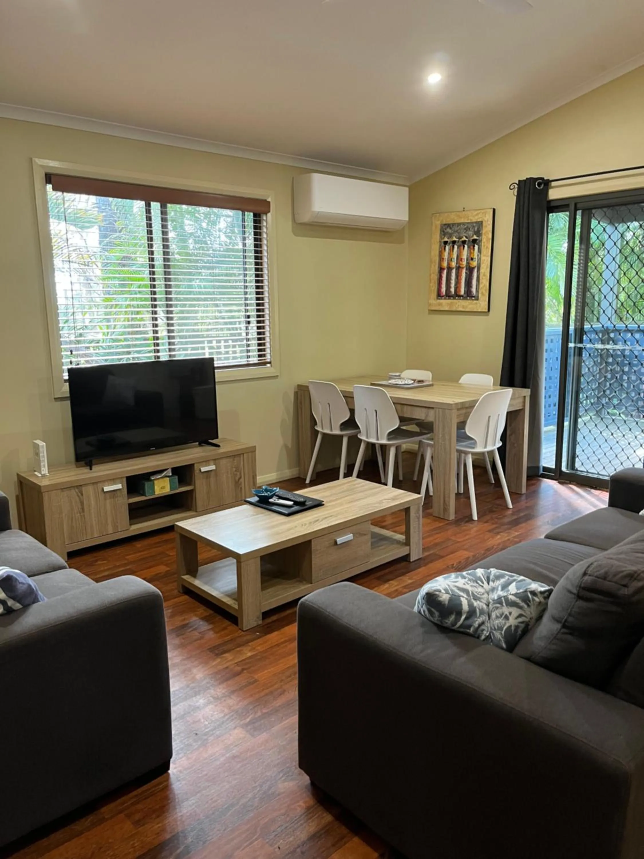 Safety Beach Bungalows