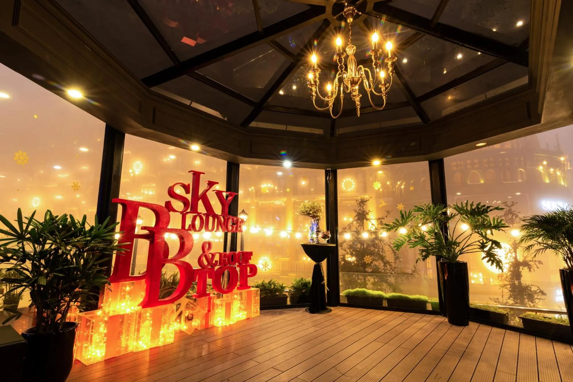 Lounge or bar in Hotel Sapa Square Affiliated by Melia