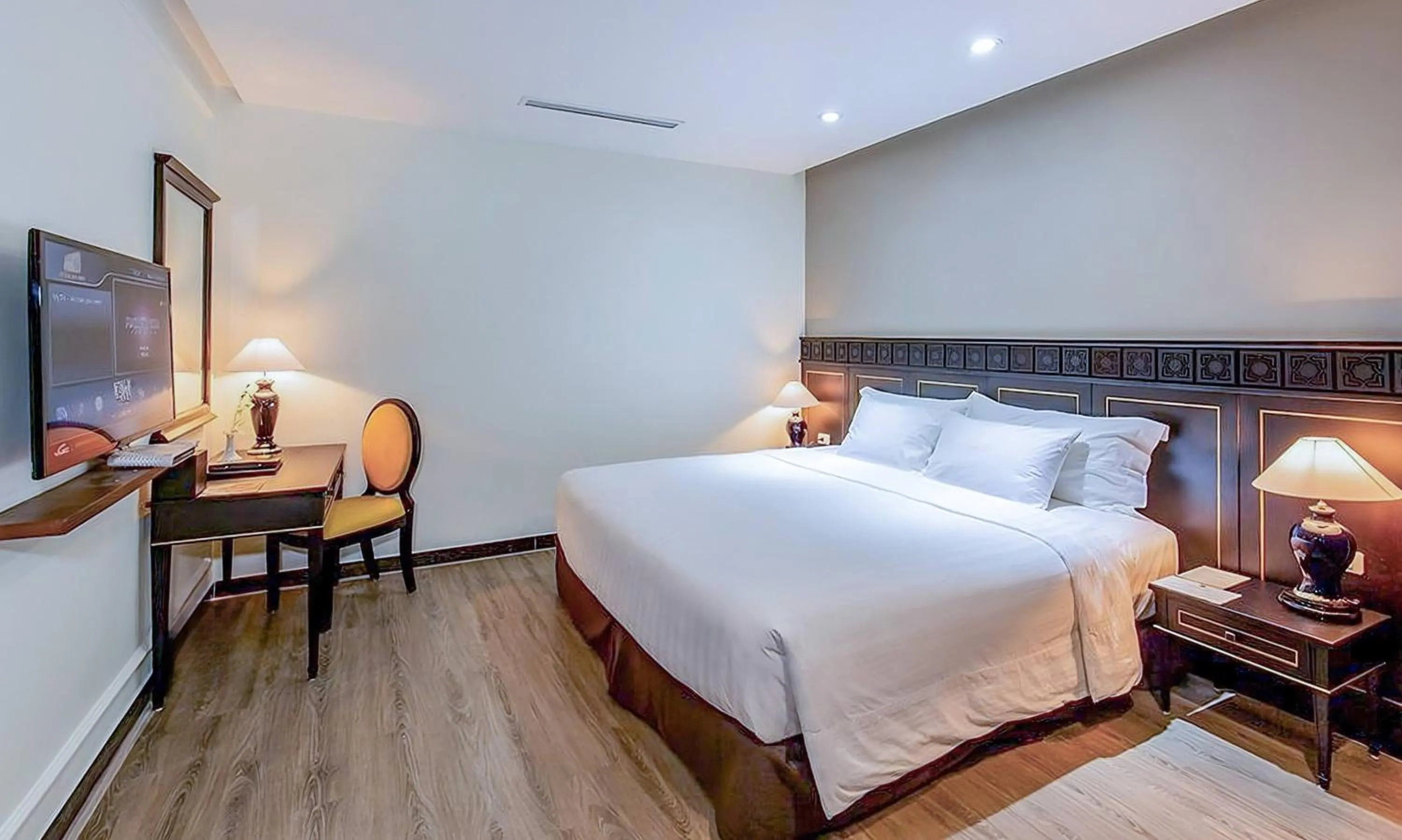 Bed in Hotel Sapa Square Affiliated by Meliá