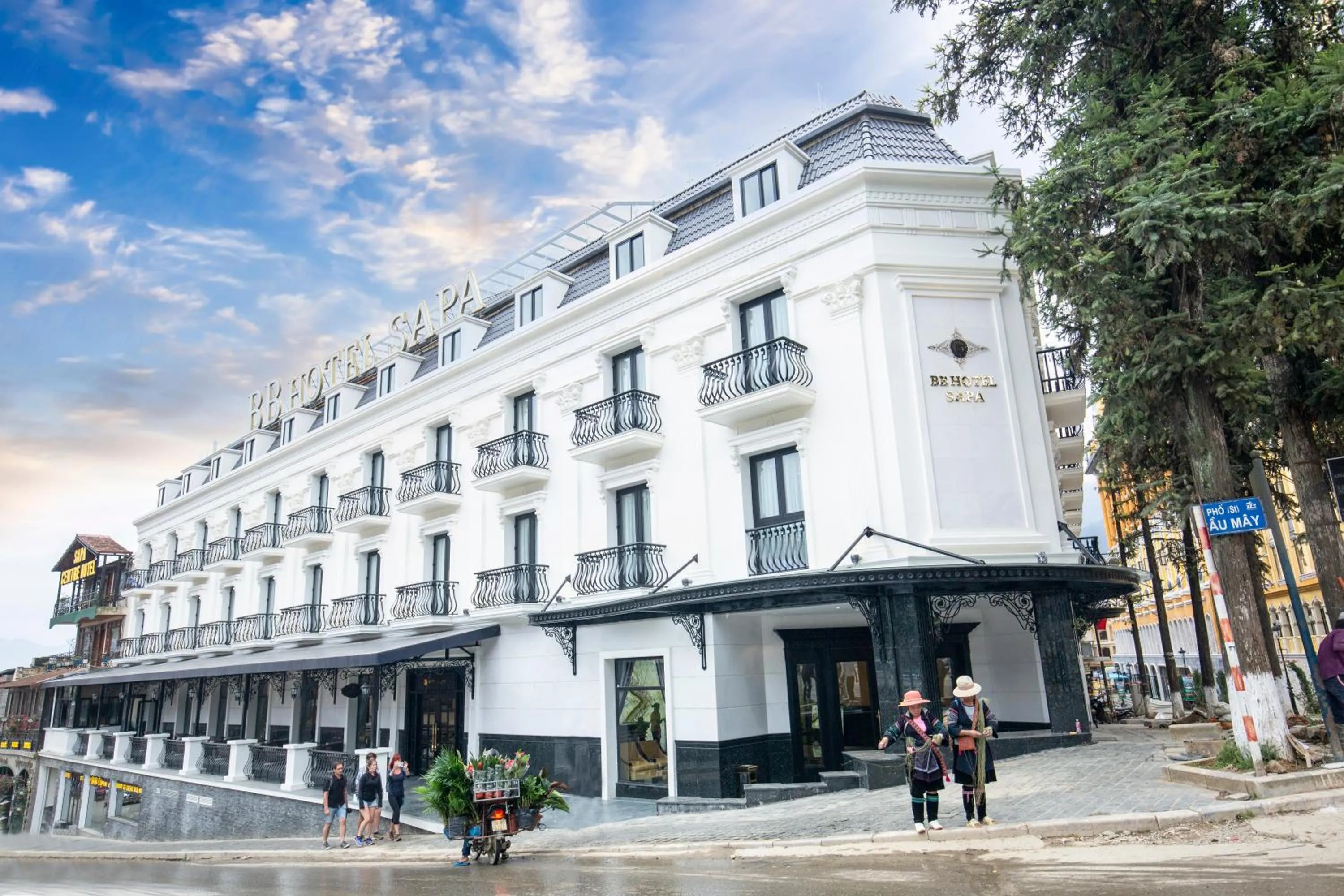 Property building in Hotel Sapa Square Affiliated by Melia