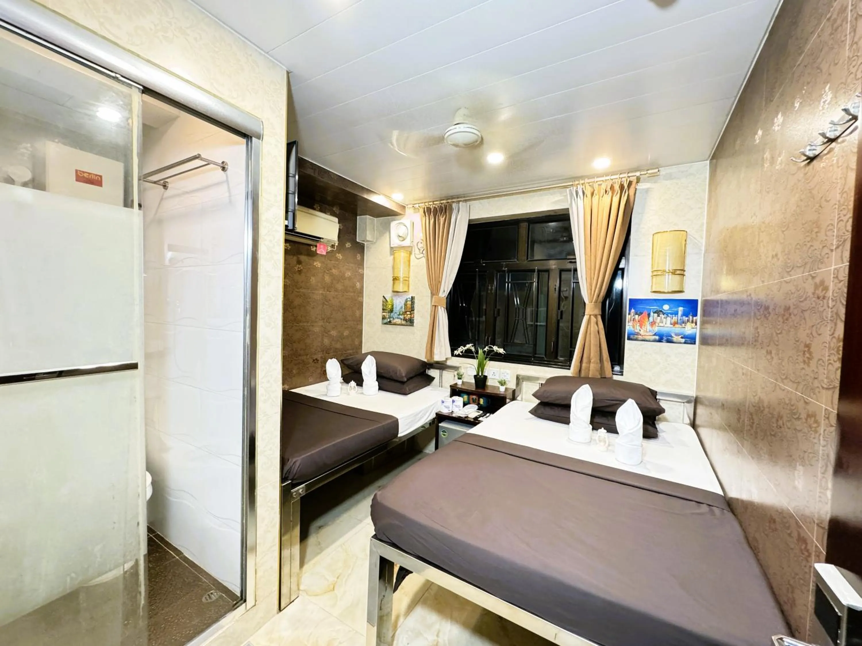 Bed in New International Guest House