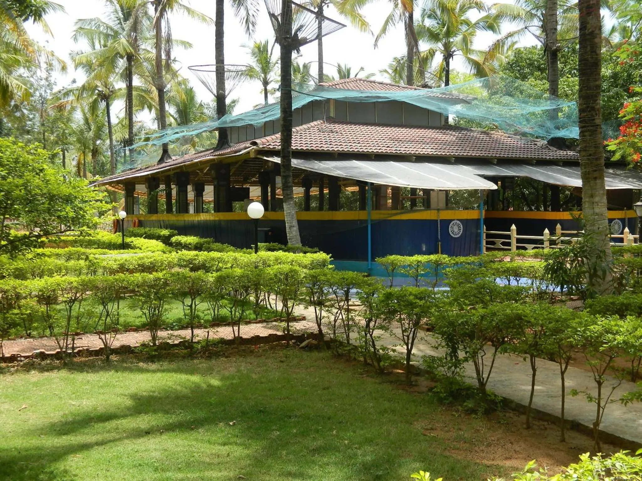 Property building in Fantasy Golf Resort