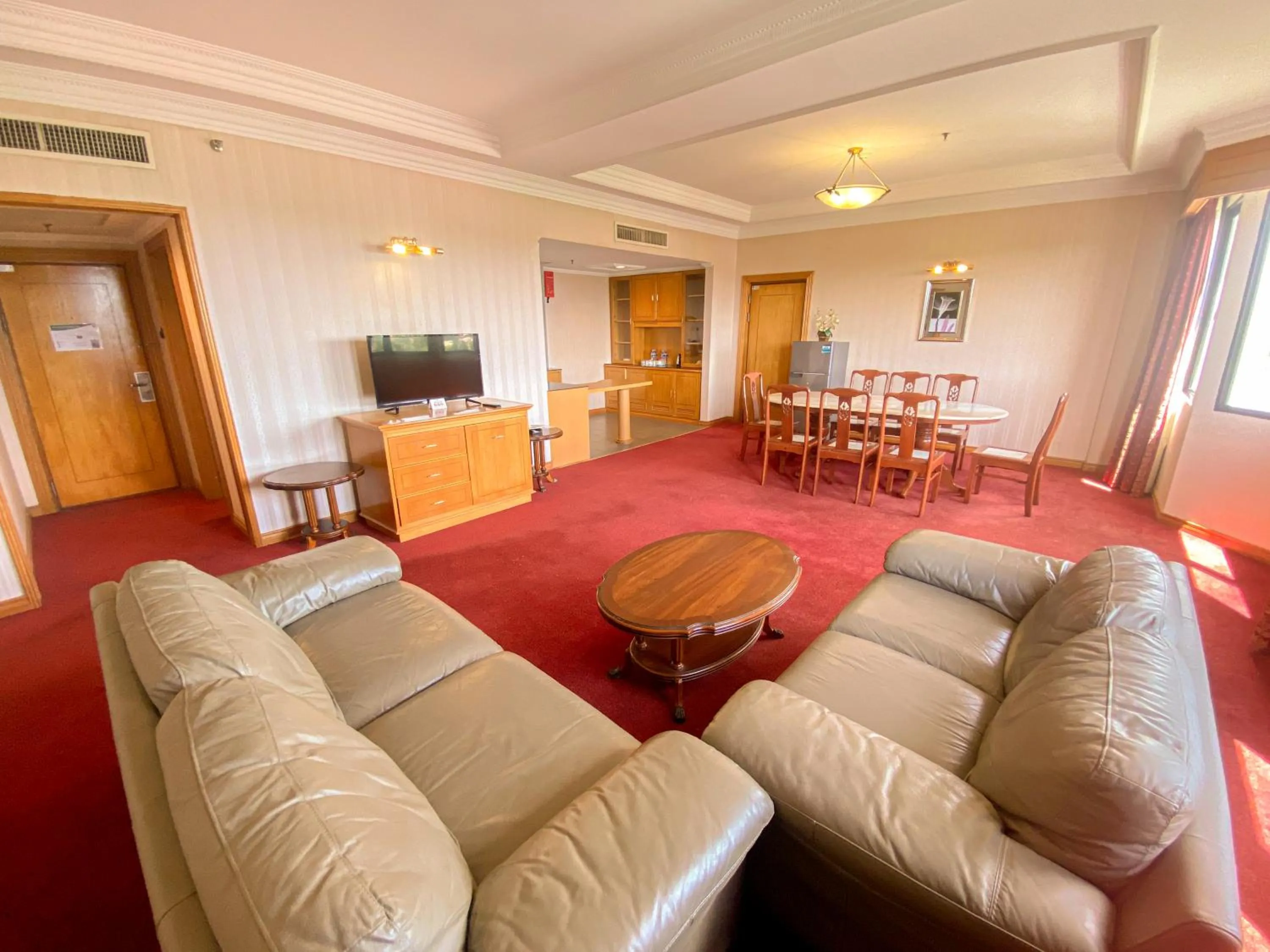 Living room in Parkview Hotel