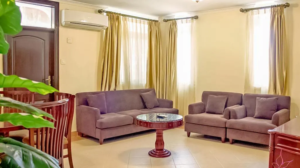 Living room in Island Paradise Inn