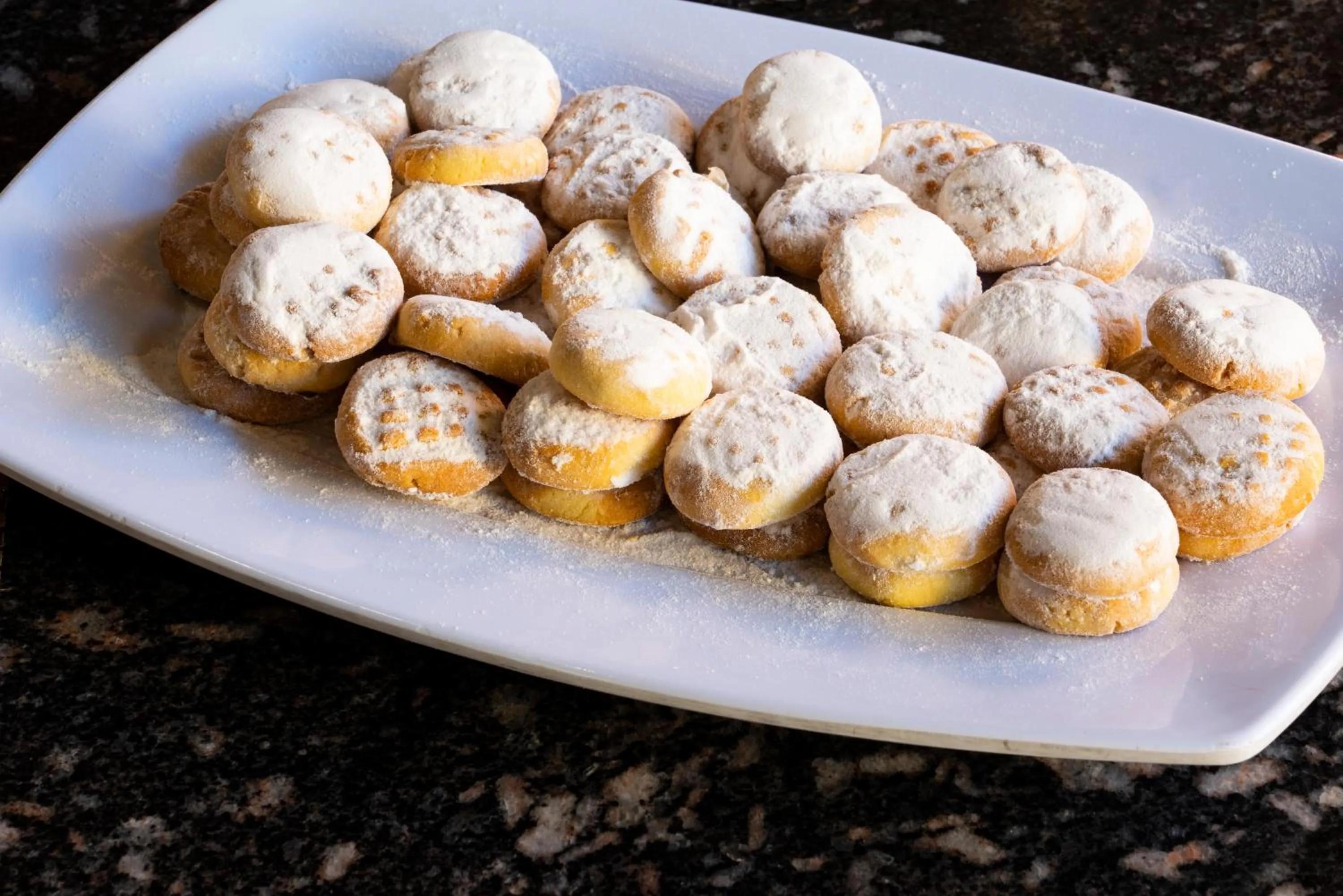 Food and drinks in Al-Dora Beach Resort