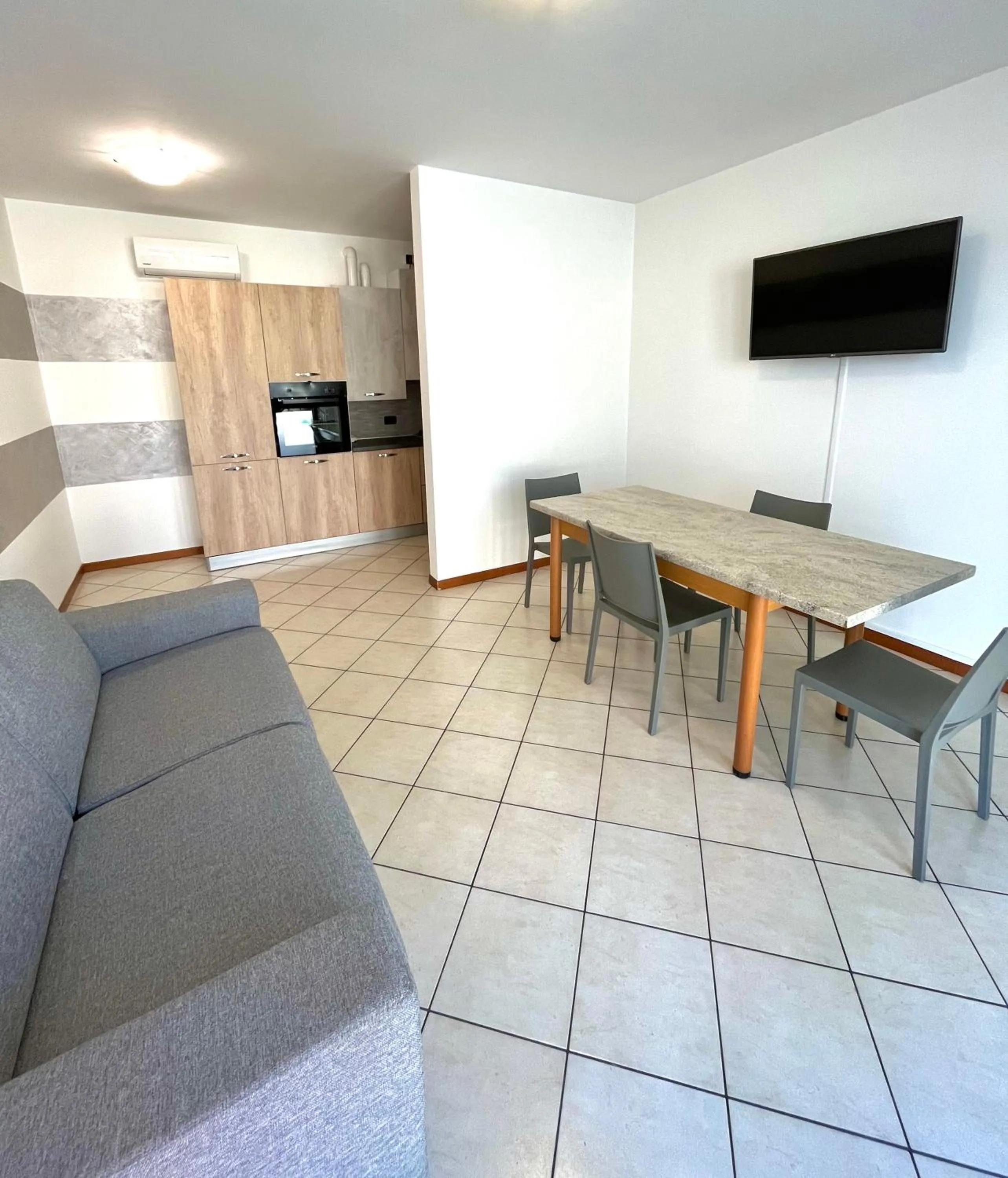 Communal lounge/ TV room in Residence la Lucciola