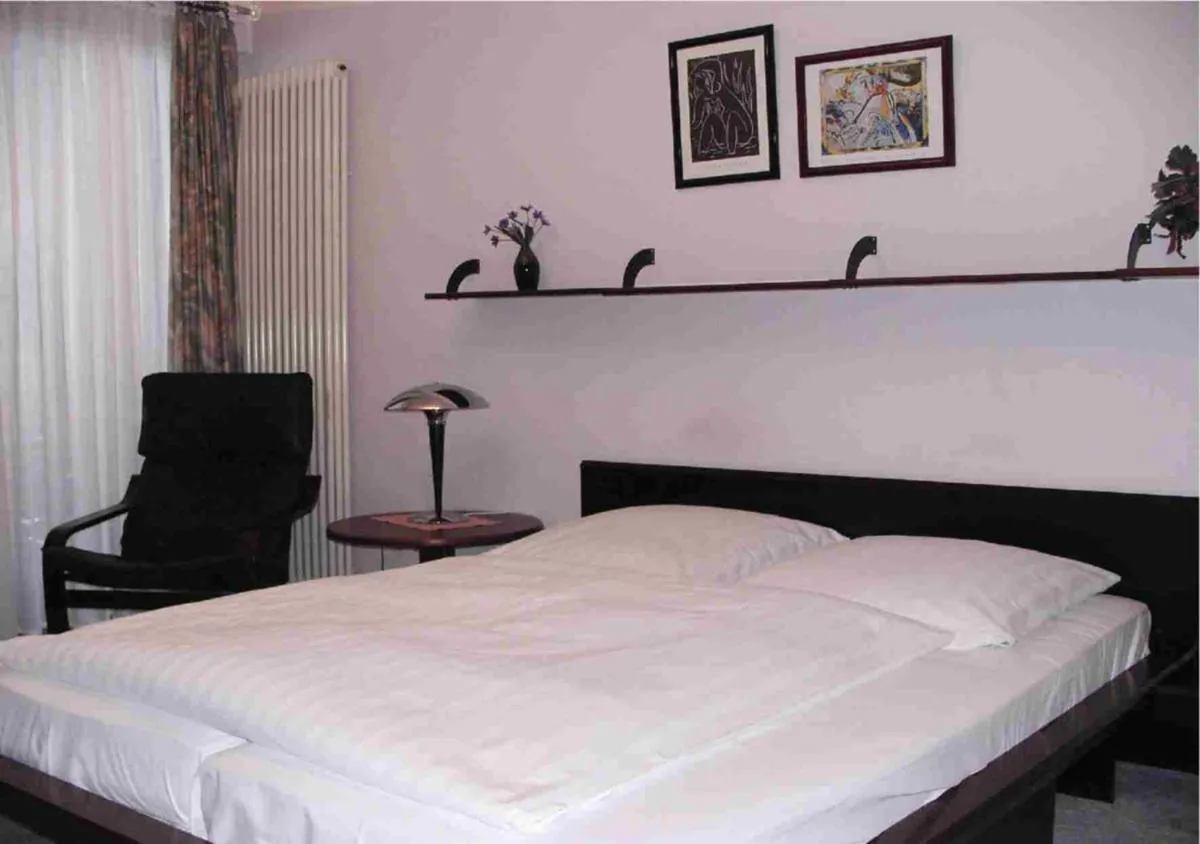 Bed in Hotel Haus Deutsch Krone