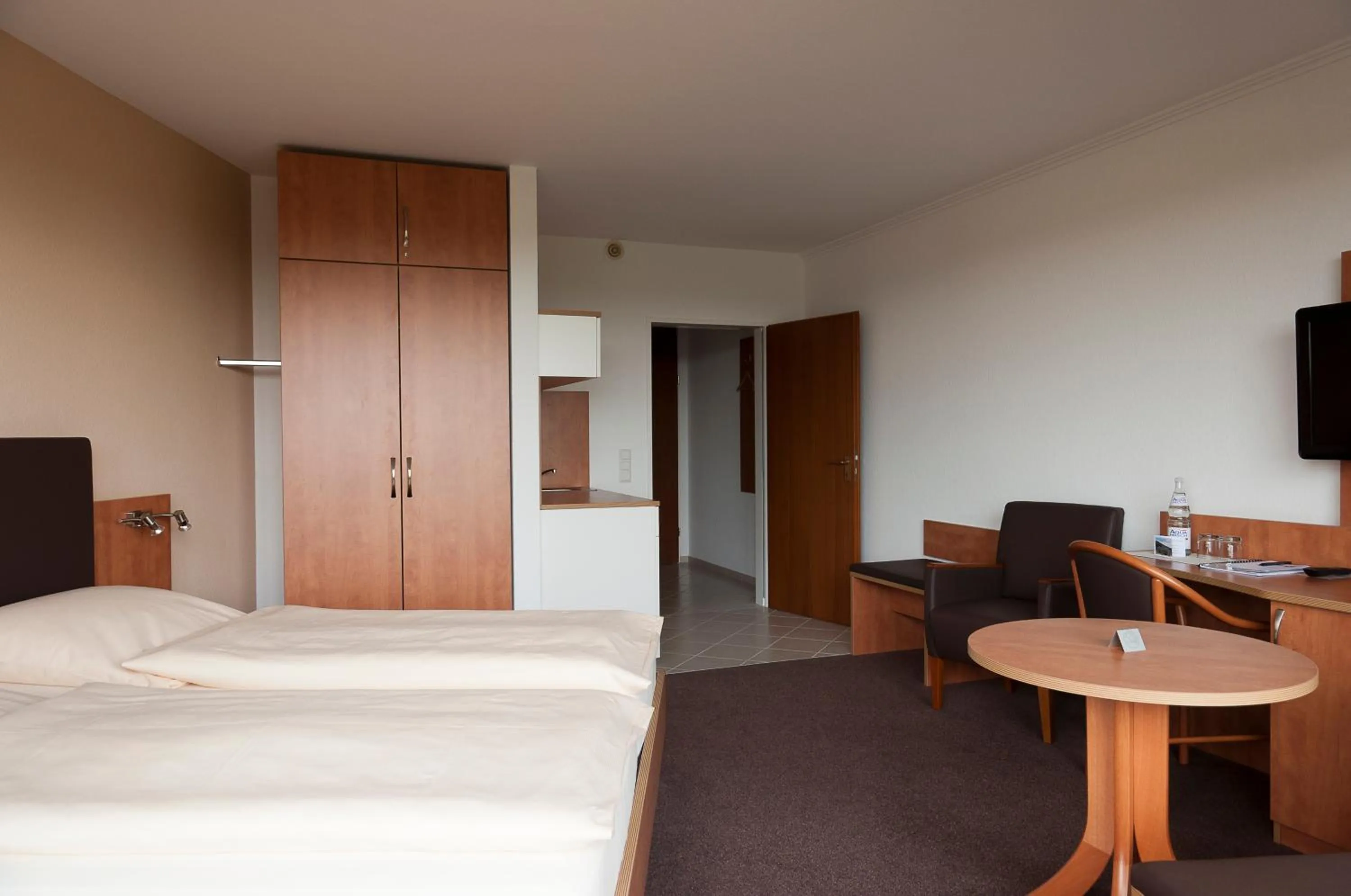 Photo of the whole room, Bed in Hotel Haus Deutsch Krone