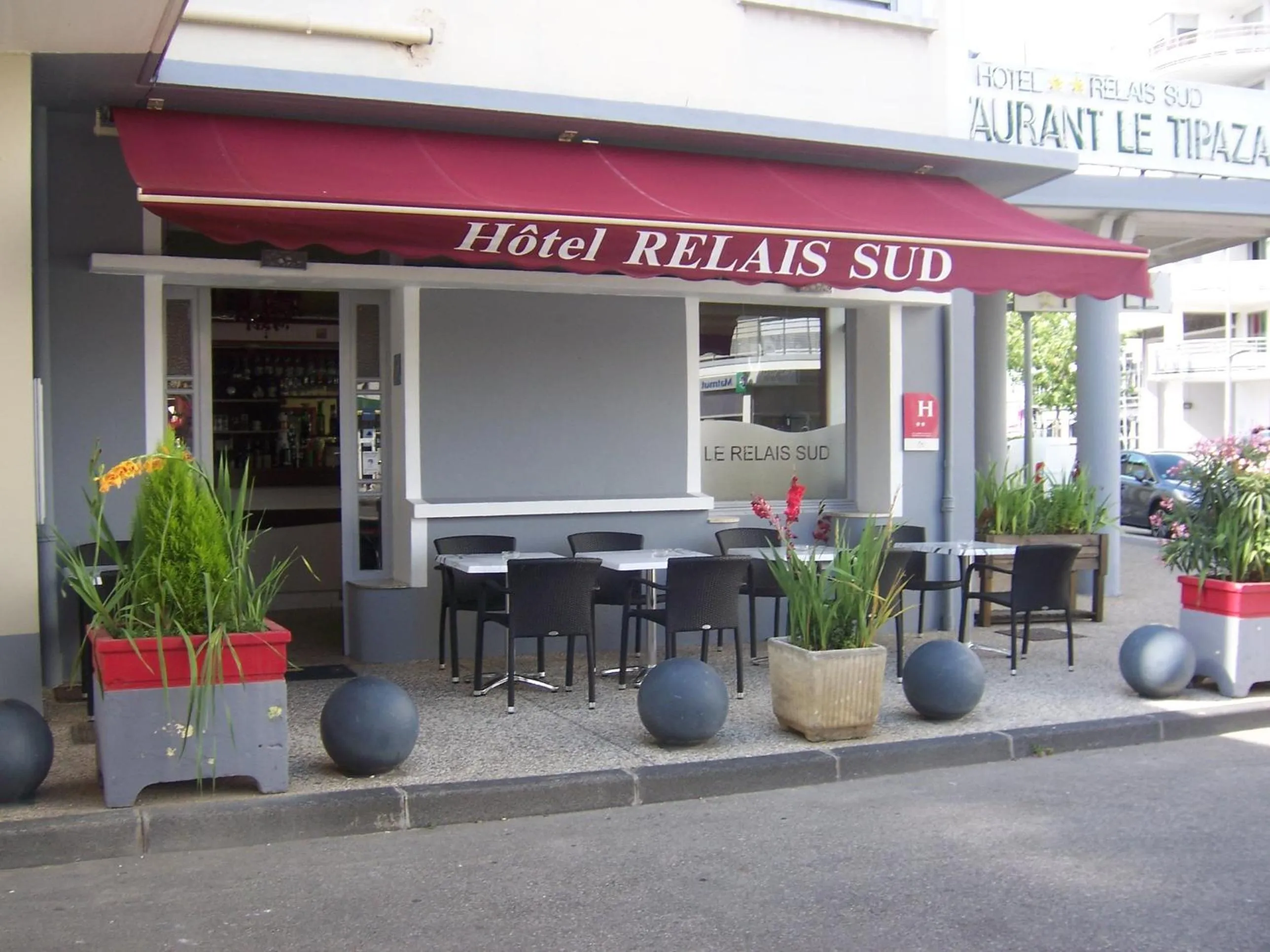 Facade/entrance in Hotel Relais Sud