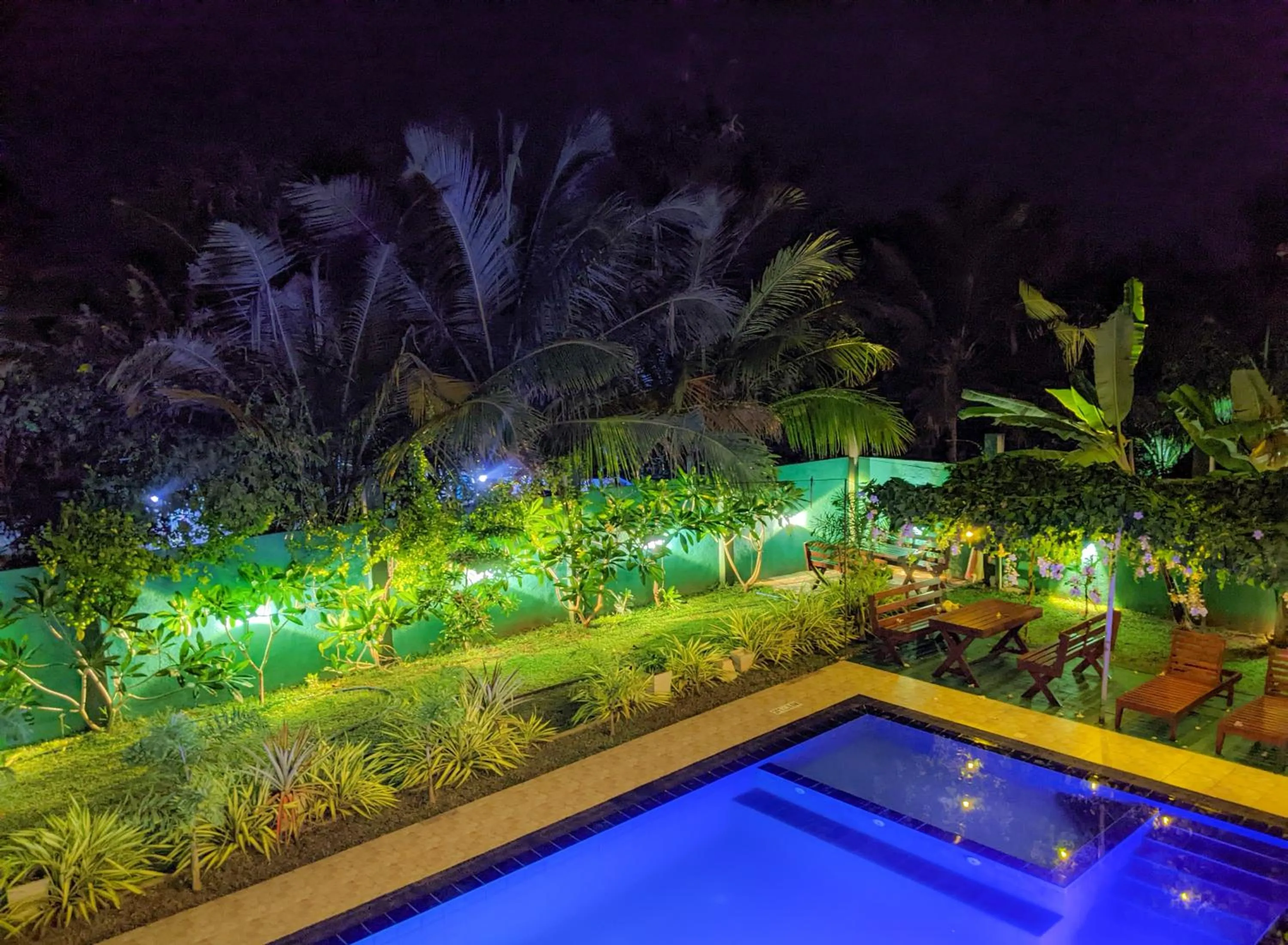 Swimming pool in Yala Golden Wild