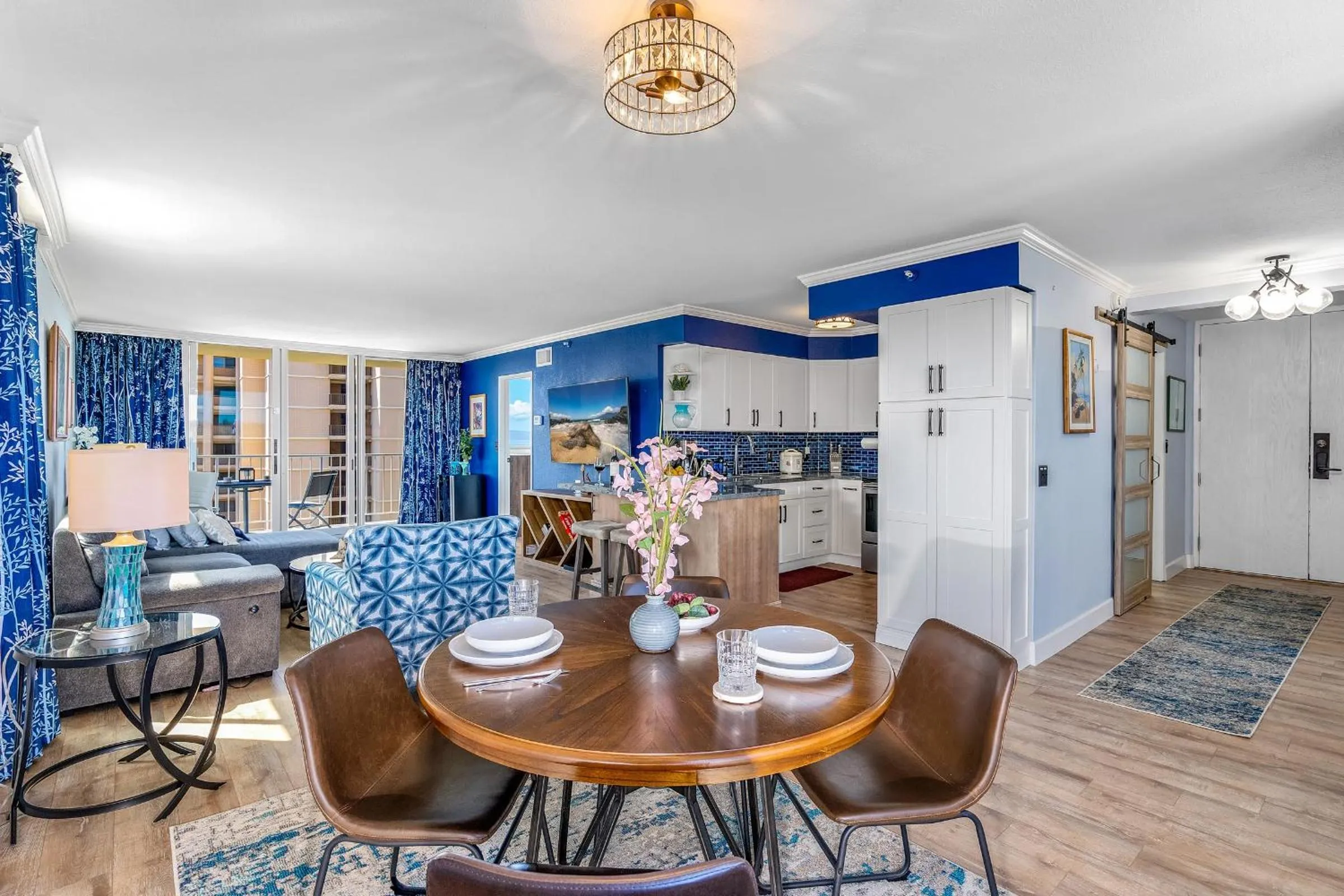 Living room in Royal Kahana 920